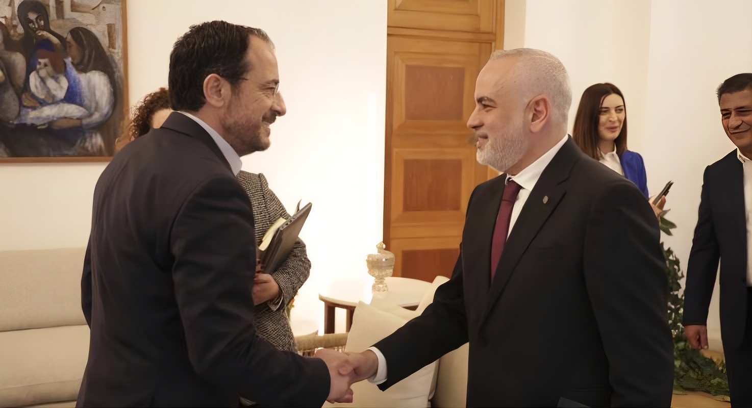 cover President meets CIBA to discuss economy and FDI