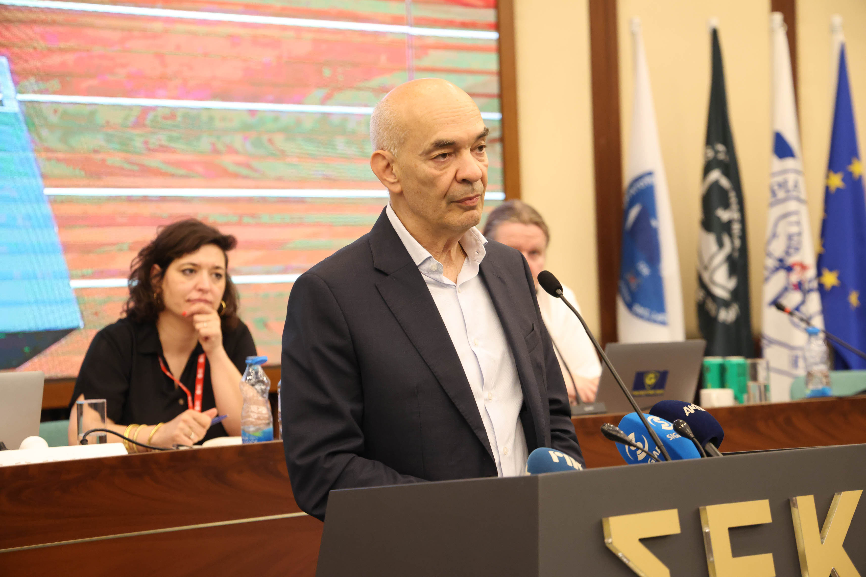 Cyprus ‘in a less favourable position’ than others in terms of oil supply