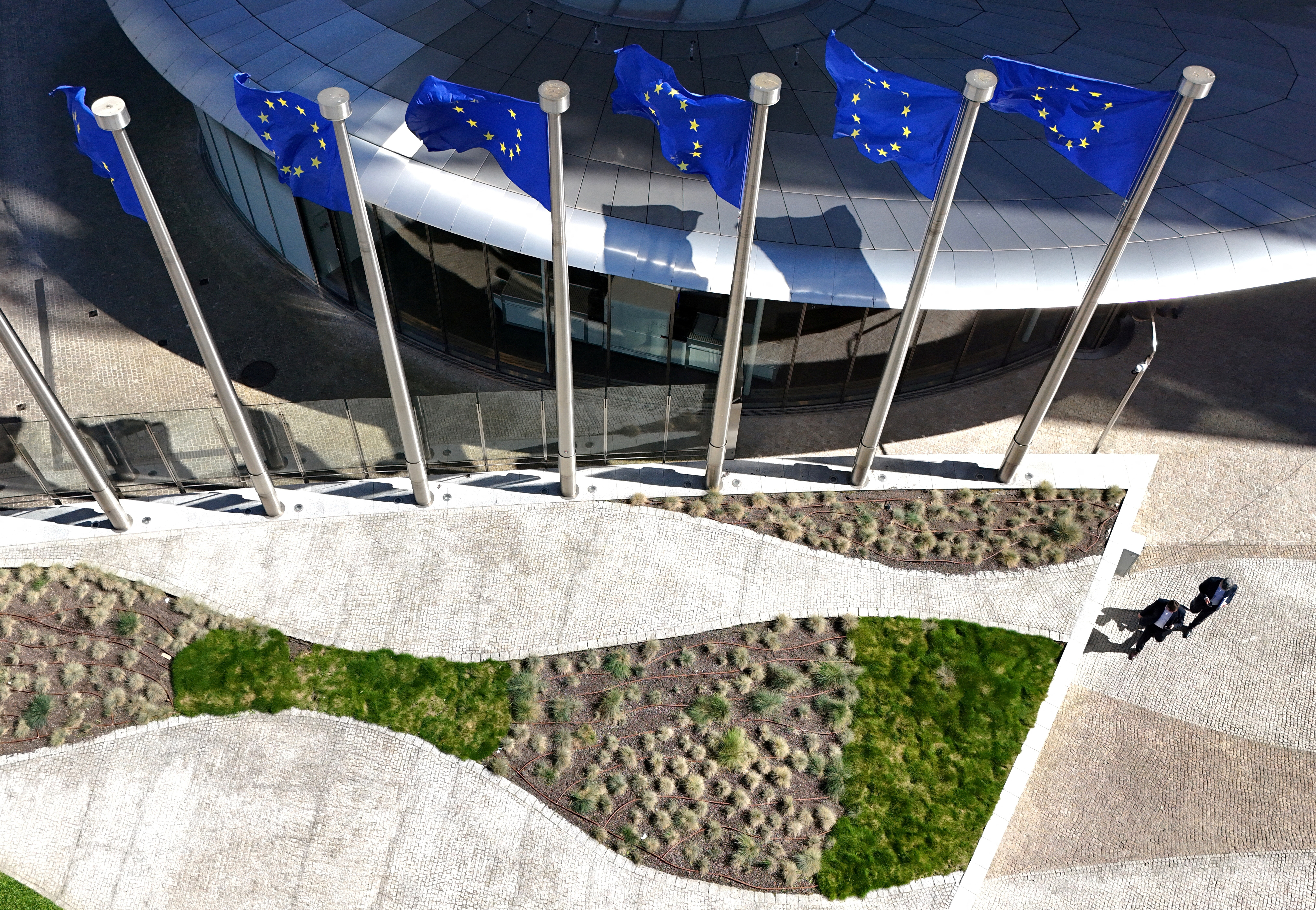 Iceland’s parliament votes to hold referendum on EU accession talks in August
