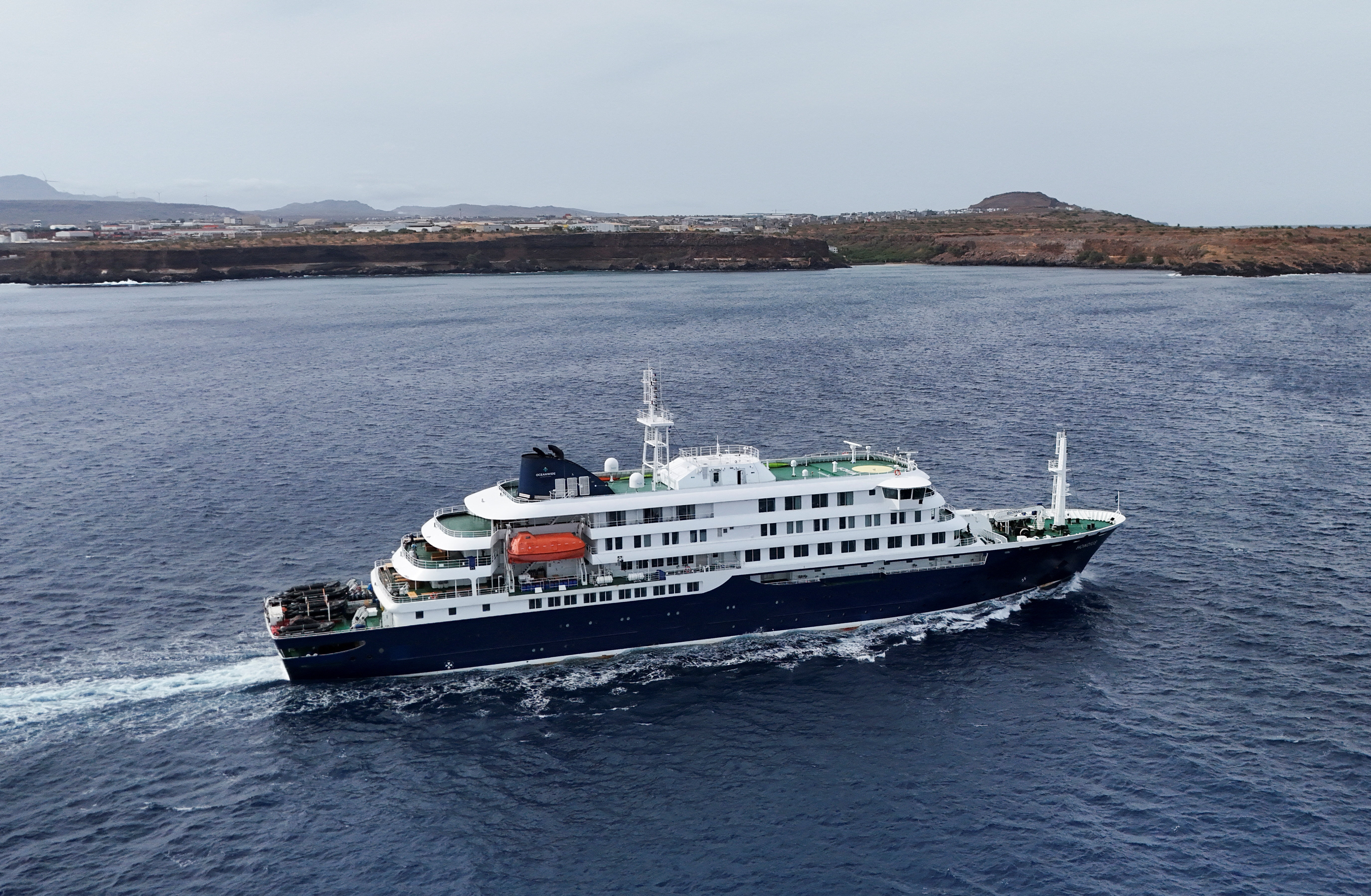 cover Countries scramble to track passengers of hantavirus-hit cruise ship