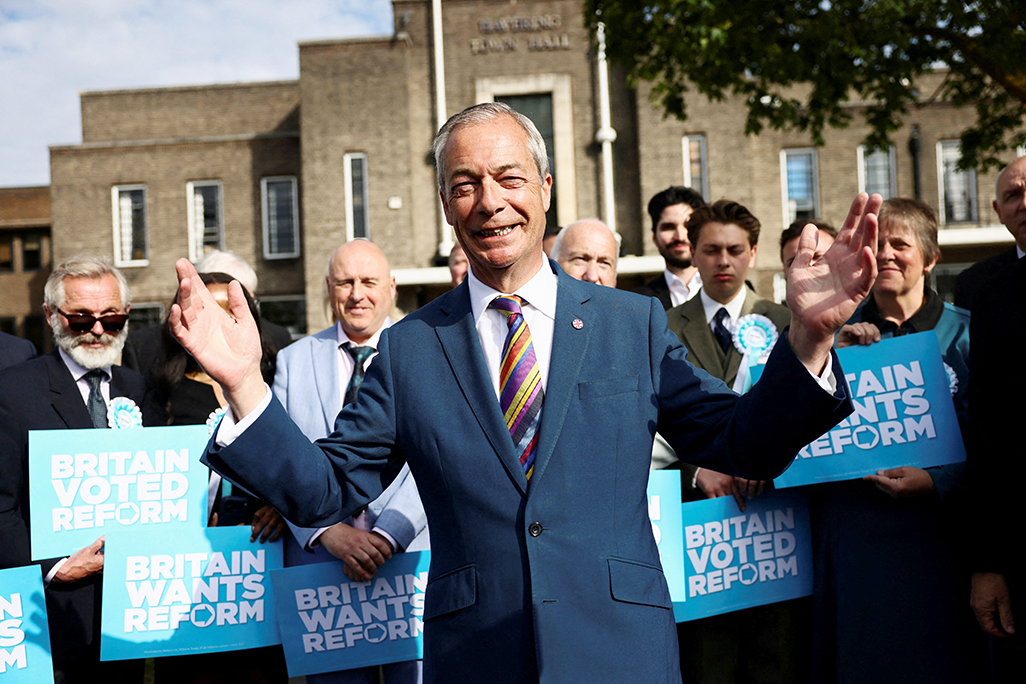 image Reform UK says Farage&#8217;s office talking to UK watchdog over £5 million gift