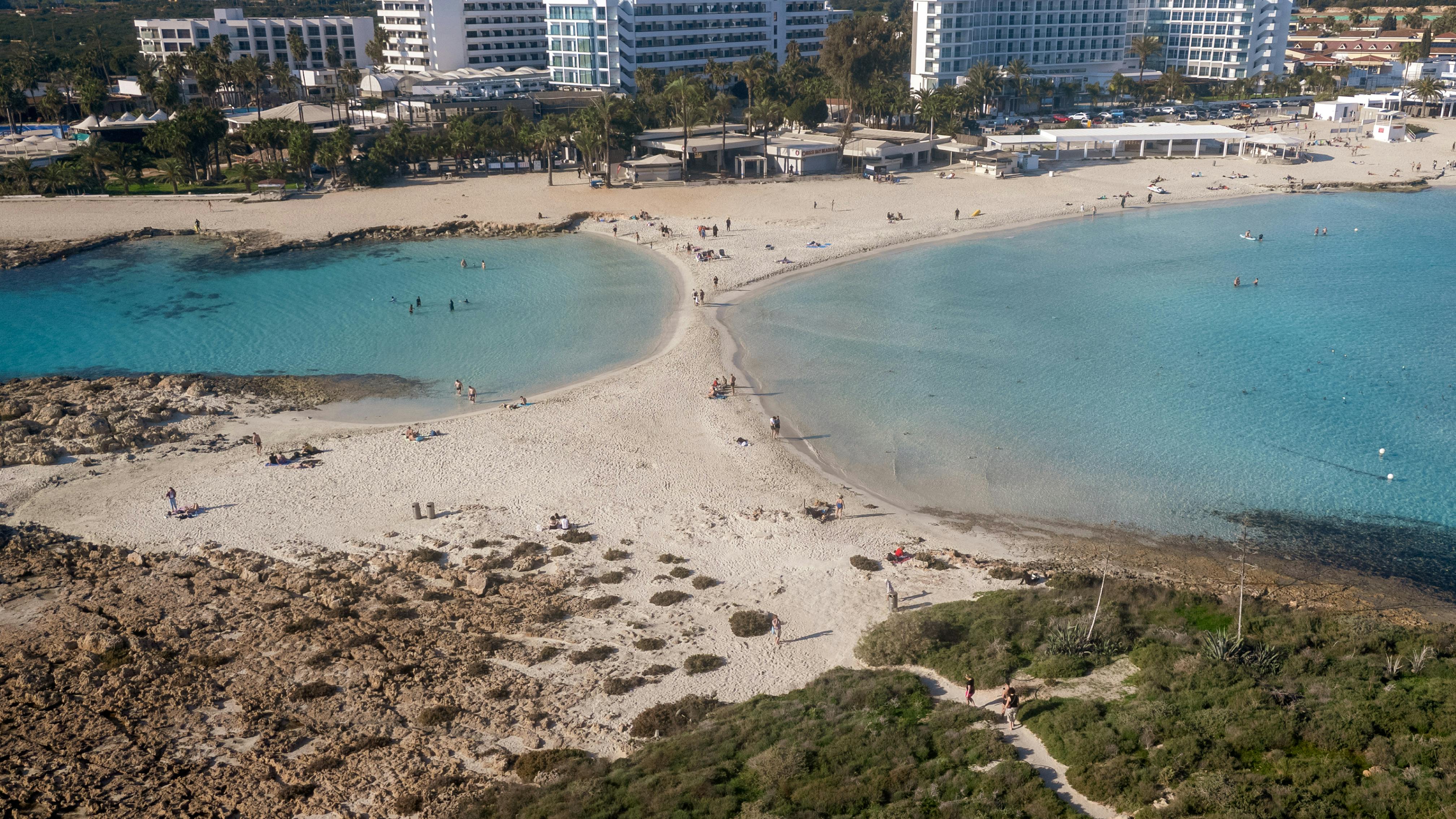 cover Cyprus Business Now: Keve, tourism, shipping, IMEC, buyback programme, banks