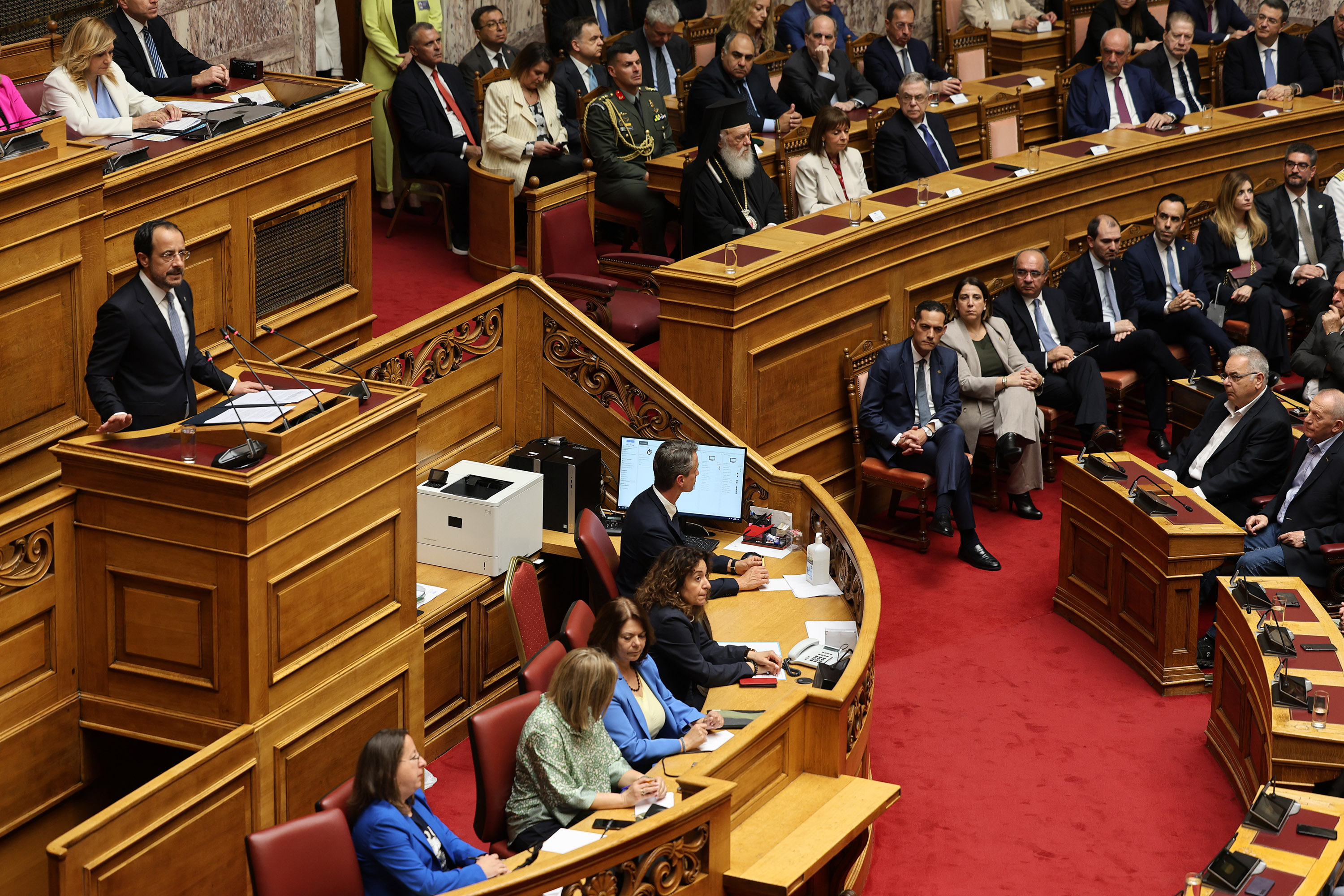 cover Christodoulides: Cyprus–Greece bond “unbreakable”