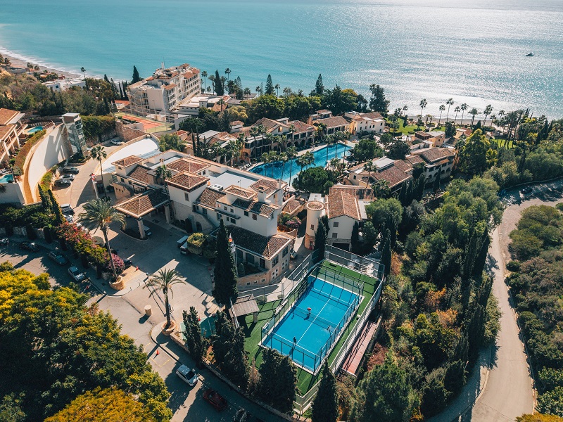 cover Columbia Beach Resort offers refined getaways for Kataklysmos weekend