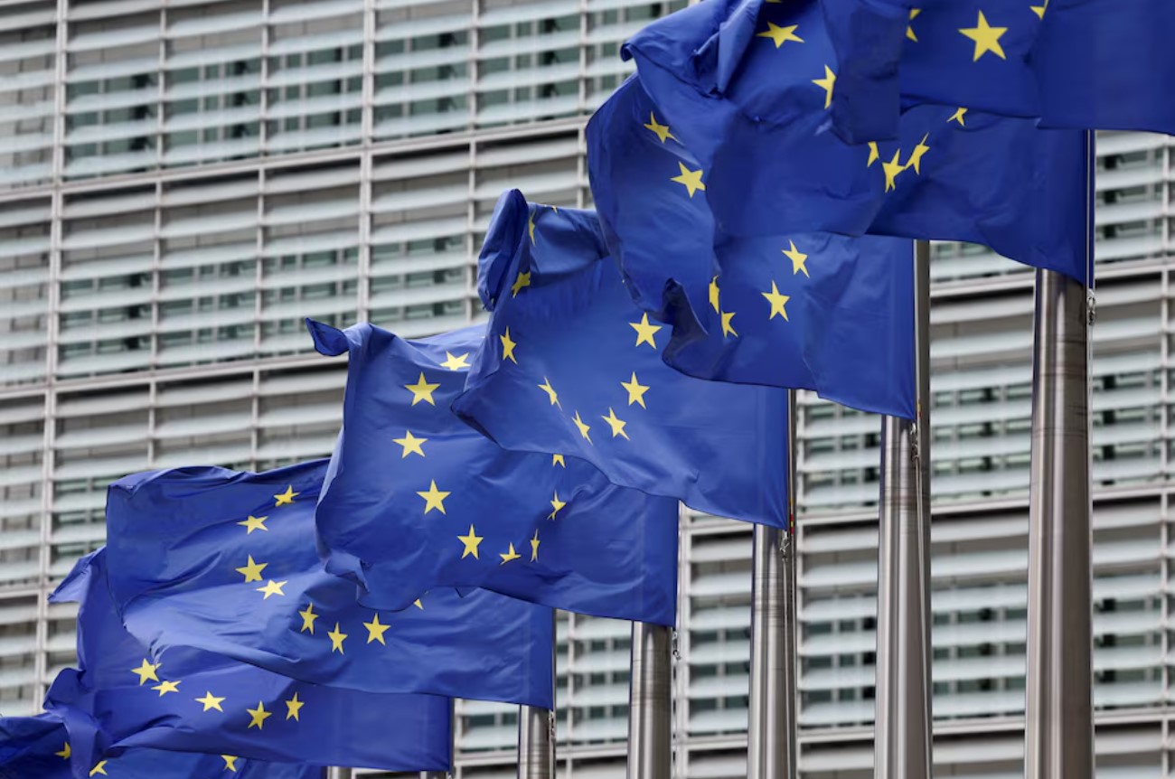 cover Starlink and Amazon may be able to buy into EU mobile satellite spectrum plan