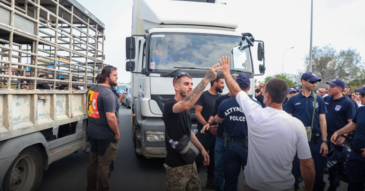 image Farmers to march on presidential palace over foot-and-mouth response