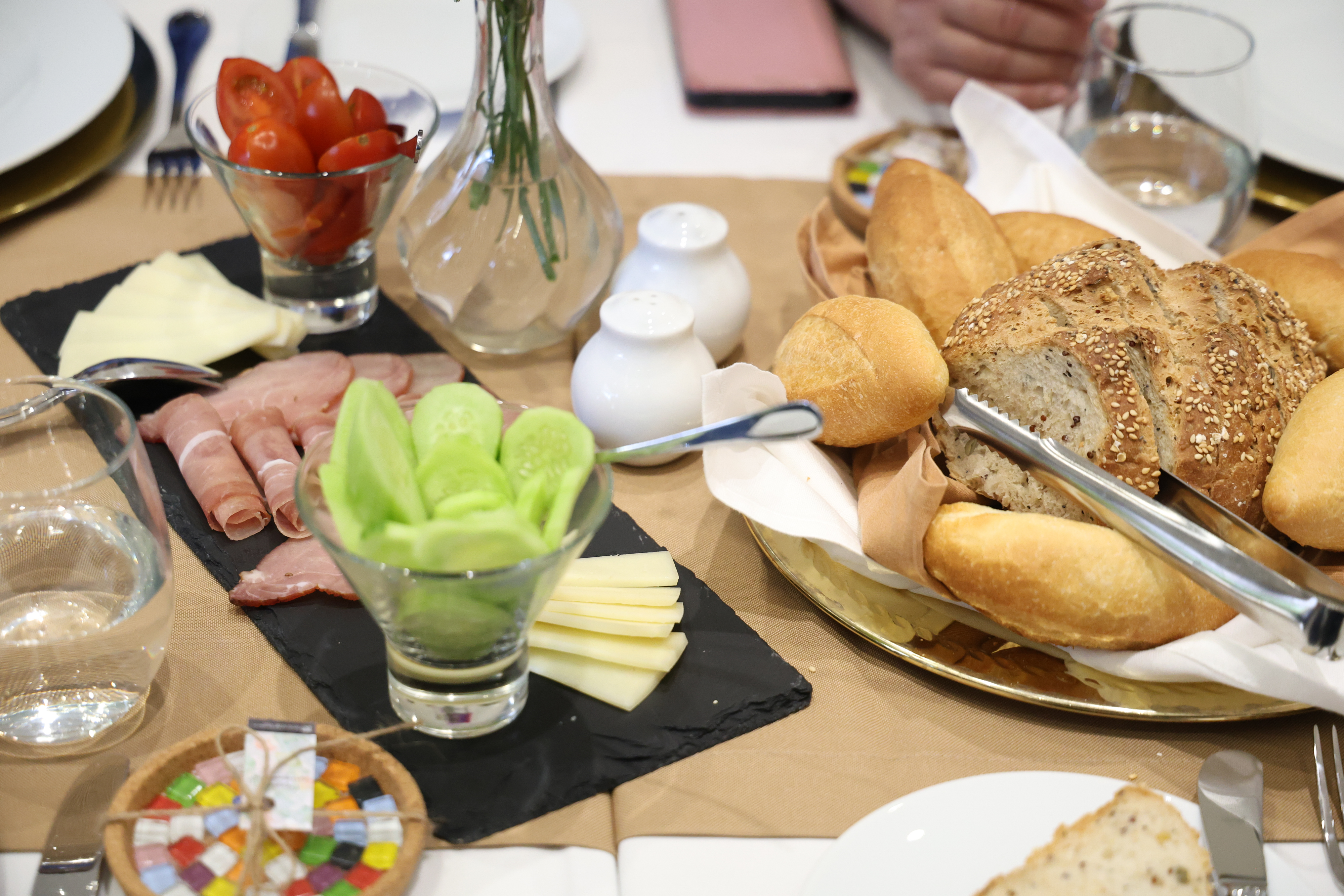 Nikos Christodoulides, school, education, brunch