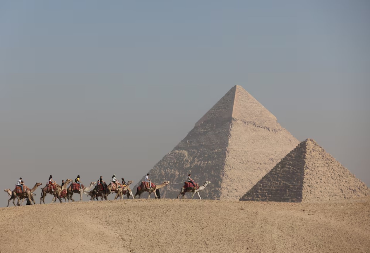 cover Egypt&#8217;s Great Pyramid of Giza built with sophisticated quake resistance