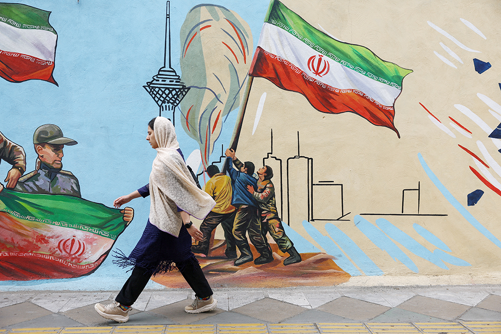 image US and Iran explore short-term deal to end fighting