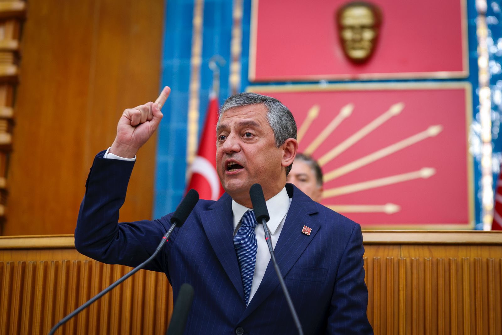 image CHP’s Ozel demands Turkic states recognise north, laments Sharaa visit to Cyprus
