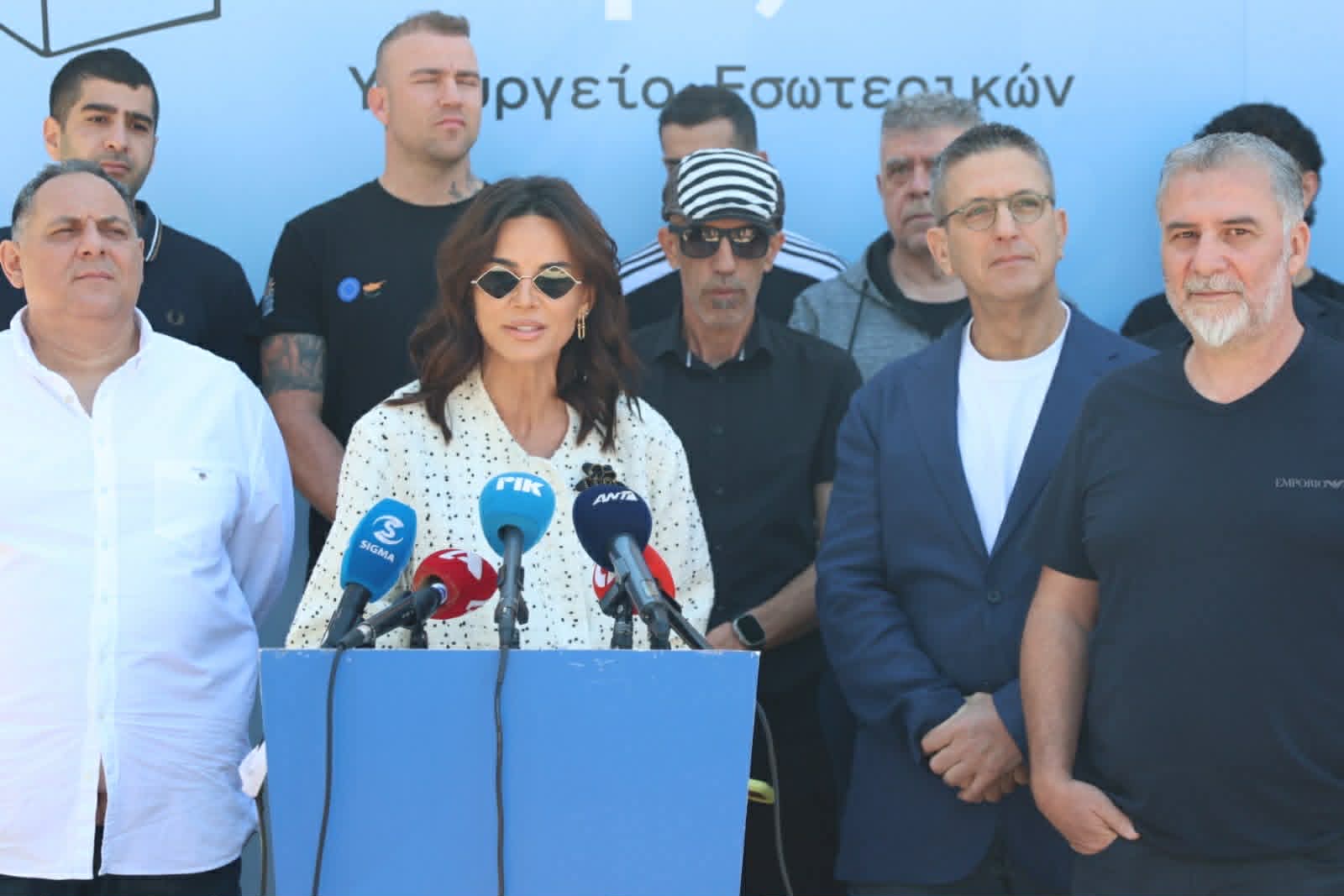cover Sikou Pano! candidates register in Nicosia