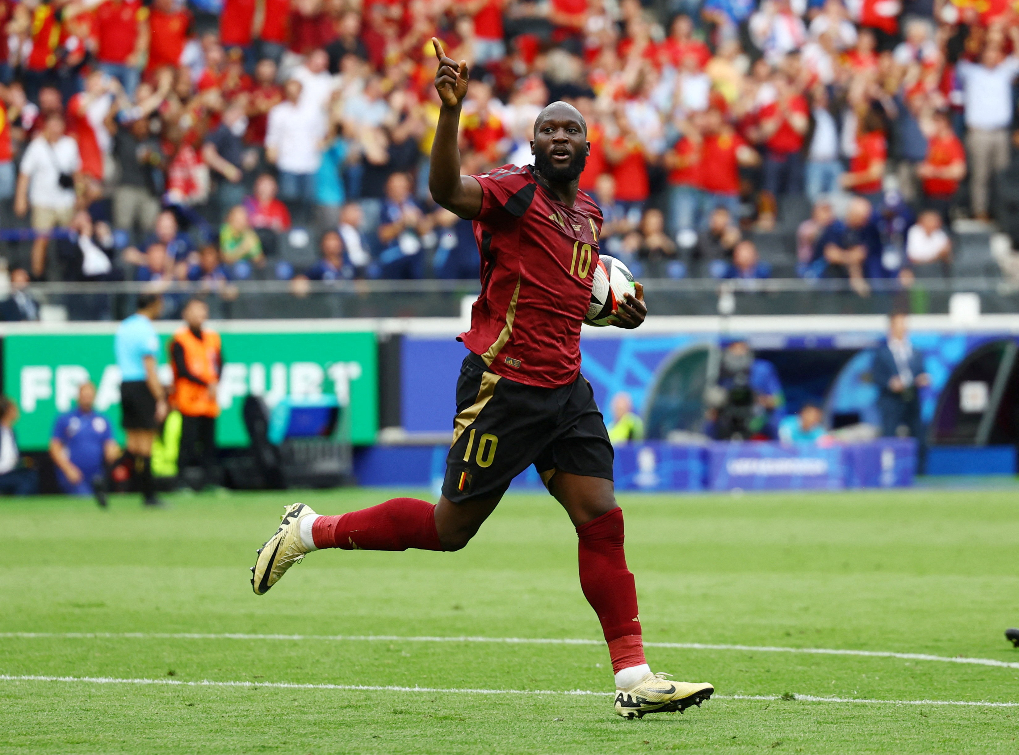 cover Lukaku returns in style with 90th goal for Belgium