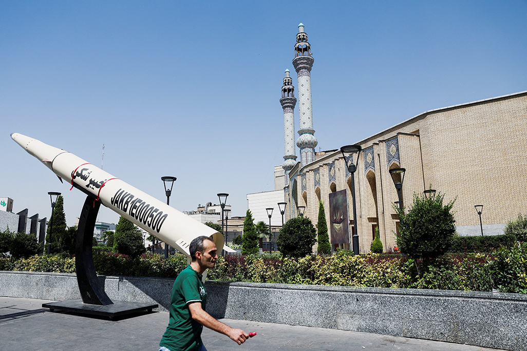 cover US and Iranian attacks dent ceasefire, Iranian sources say talks intensify