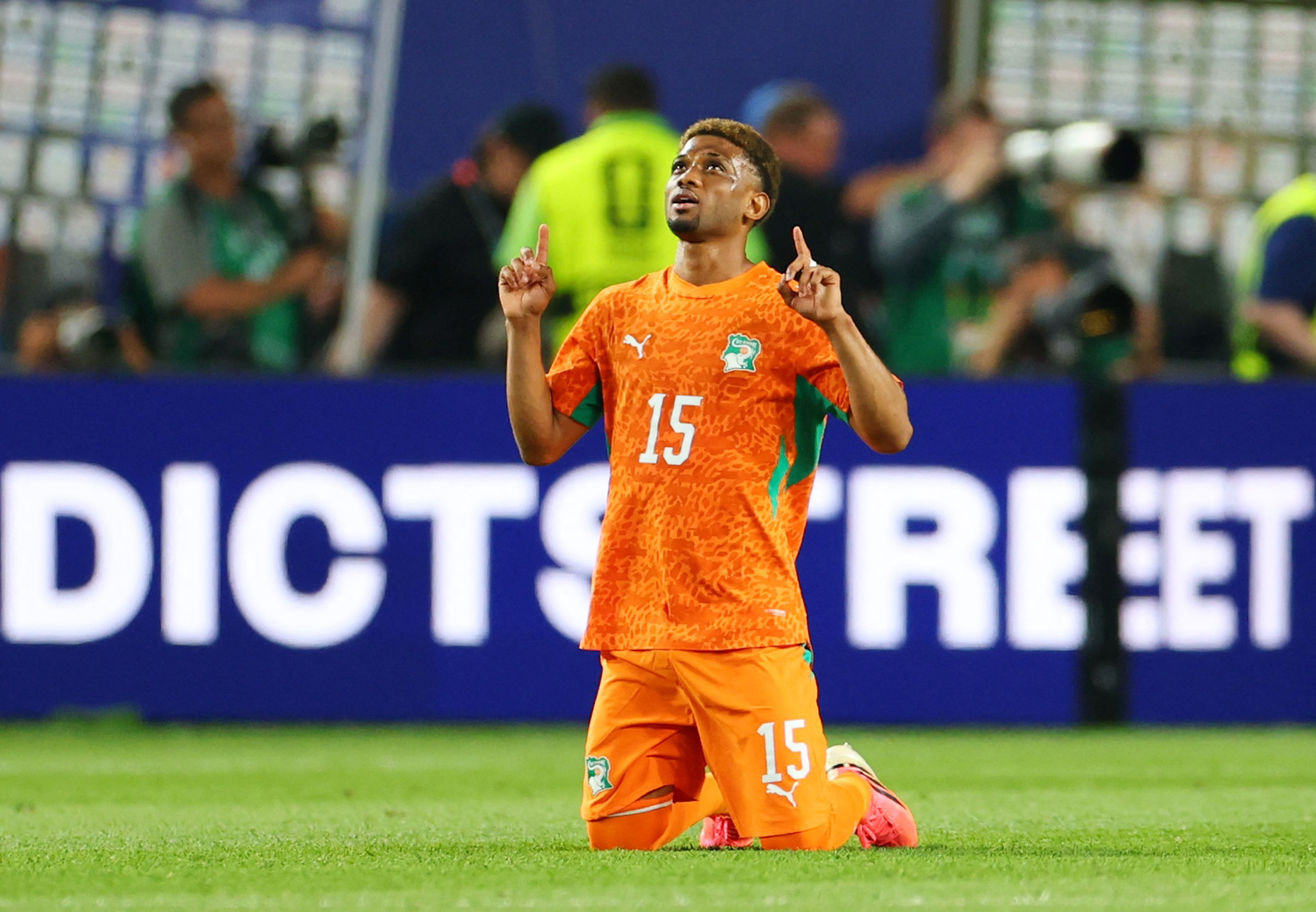 cover Group E: Ivory Coast break deadlock in 90th minute to defeat Ecuador