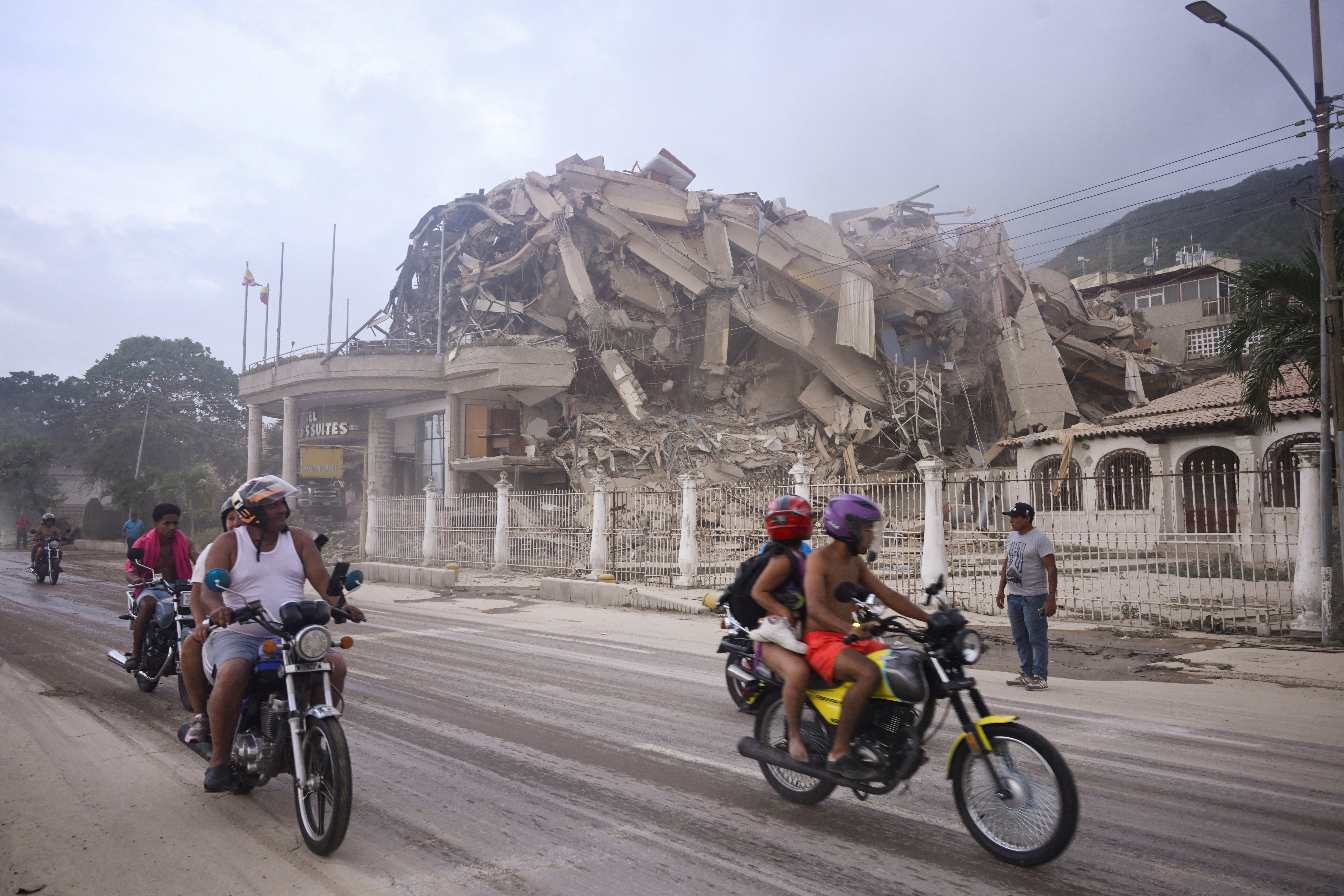 image Thousands feared dead after two major earthquakes strike Venezuela