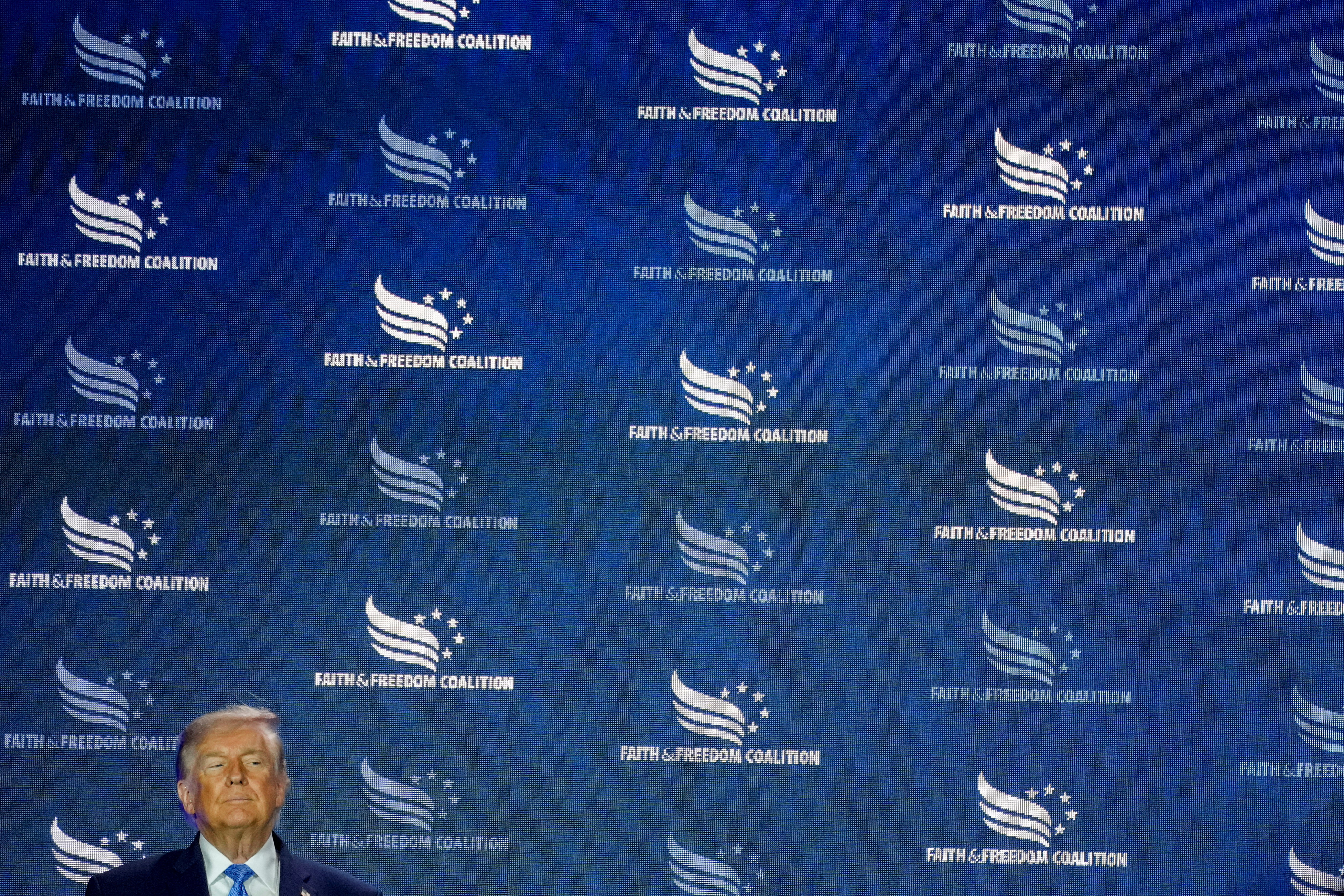 image Trump threatens 100% tariff on any country that imposes digital services tax
