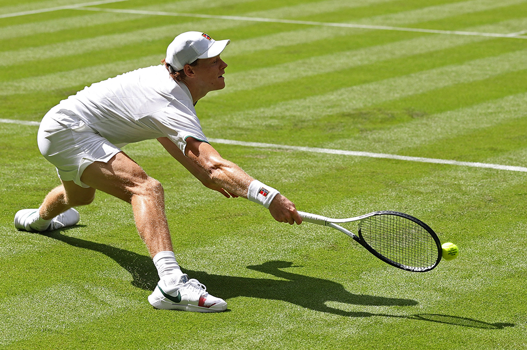 image Sinner survives huge scare to begin Wimbledon title defence
