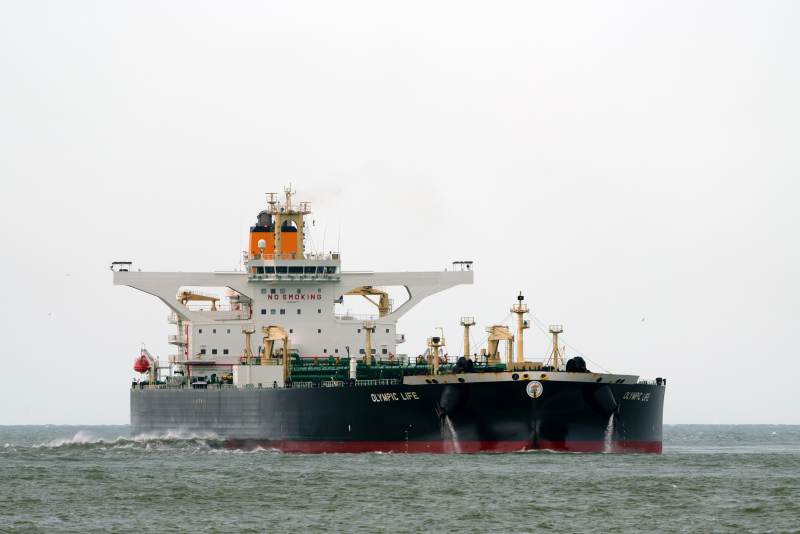 cover Indian Navy removes unexploded missile from Greek-owned tanker off Kochi