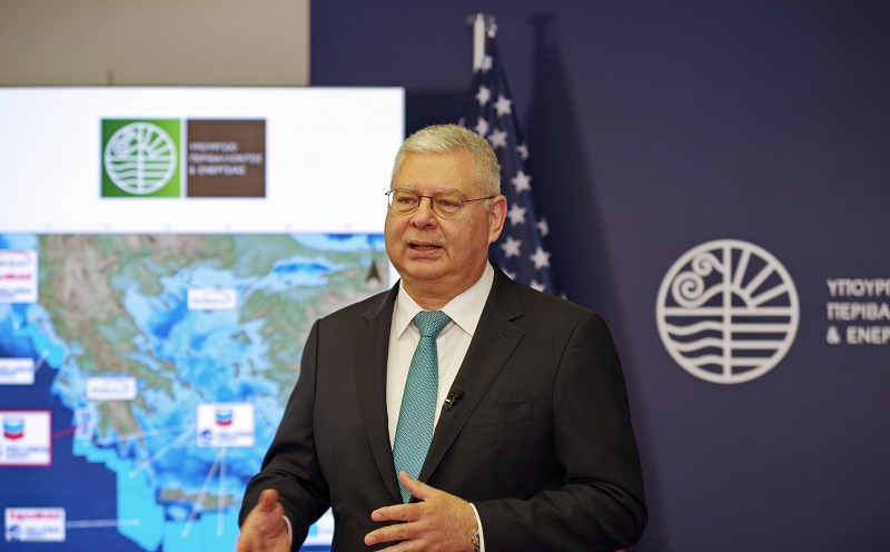 HELLENiQ ENERGY expands strategic tie with Chevron to include 'Block 10'