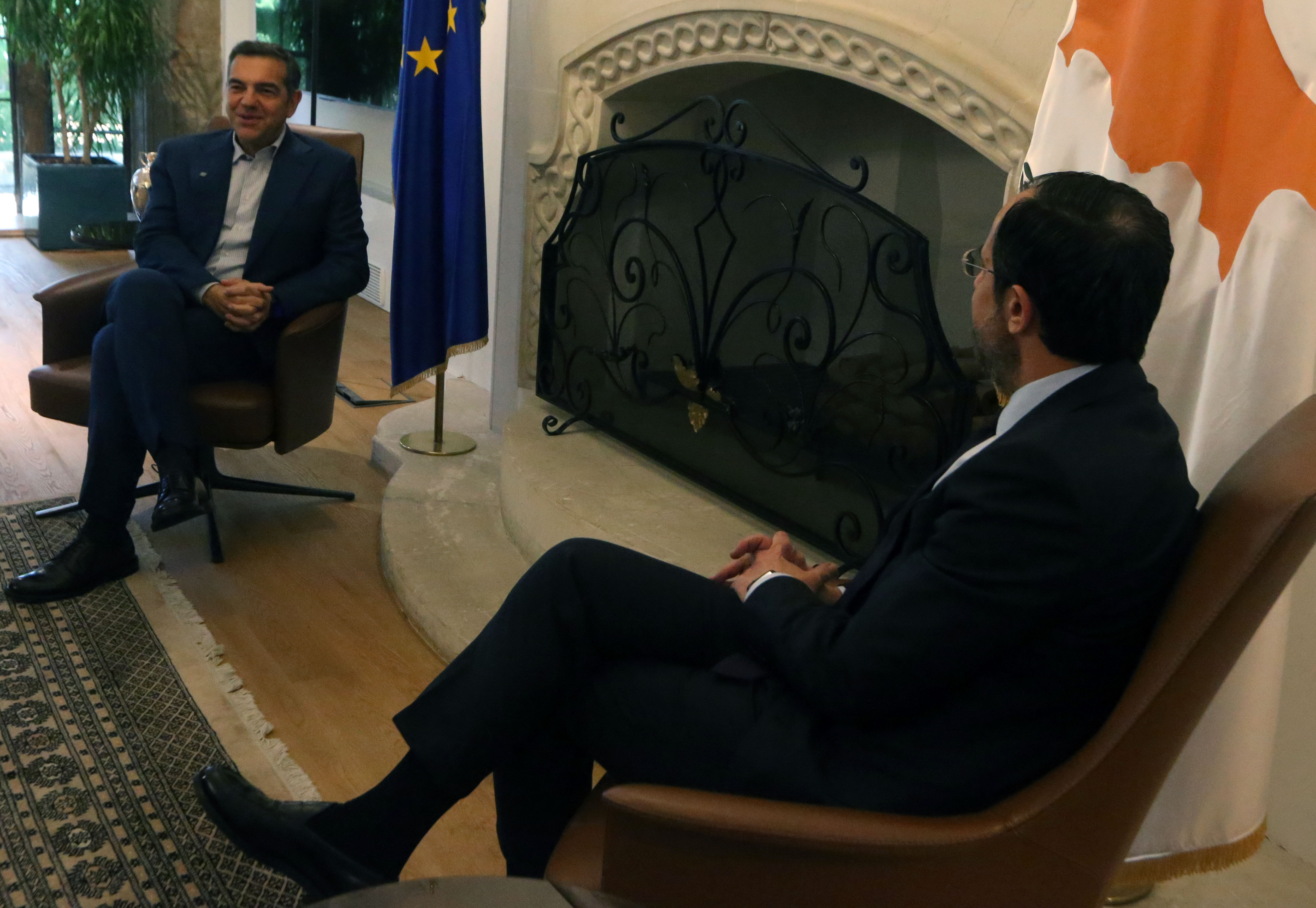 Tsipras urges closer coordination between Greece and Cyprus amid regional tensions