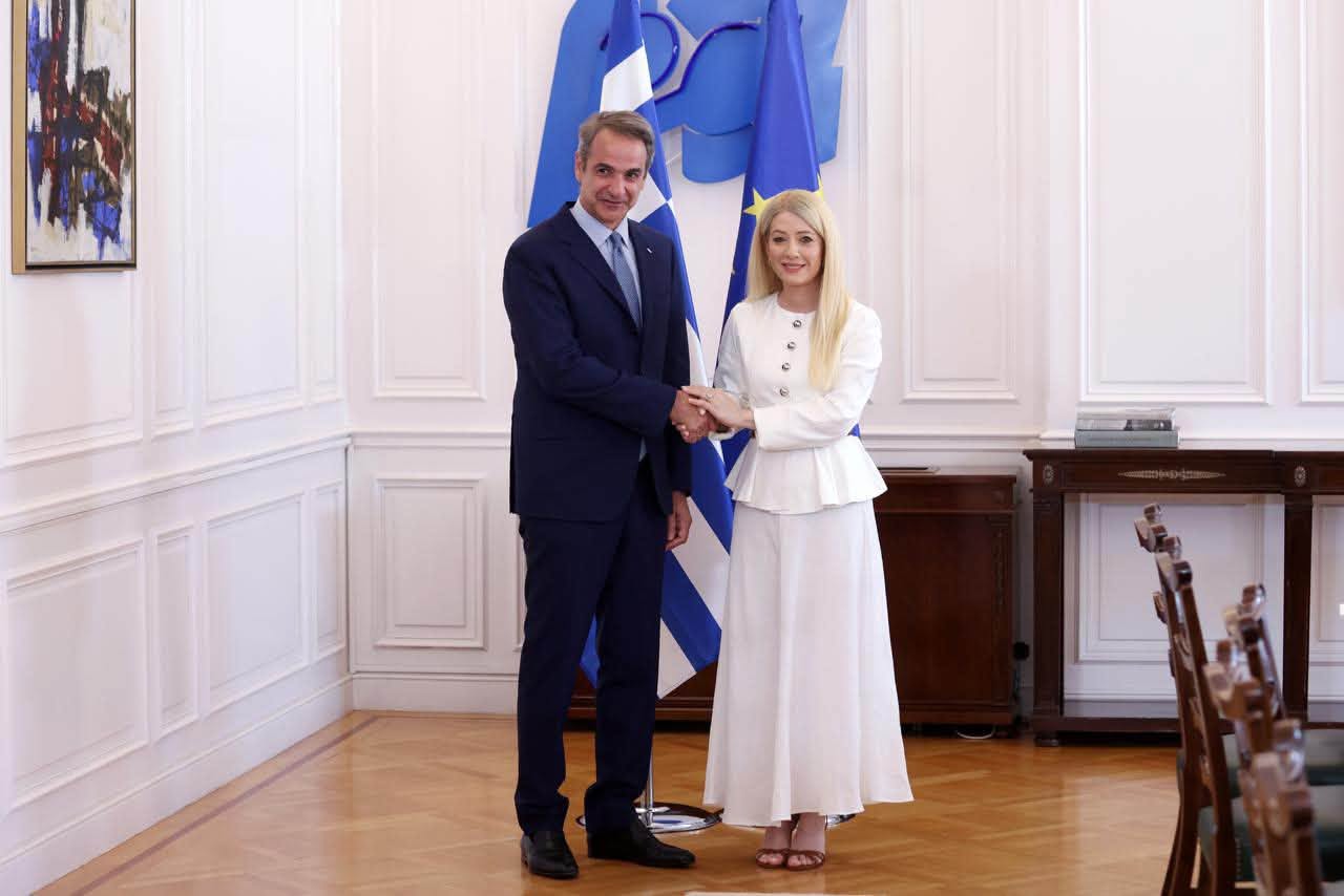 image Mitsotakis and Demetriou pledge closer coordination on Cyprus problem