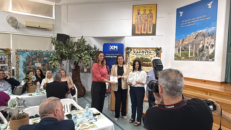 cover Celebration held for XM Group&#8217;s sponsorship of A/C units for schools