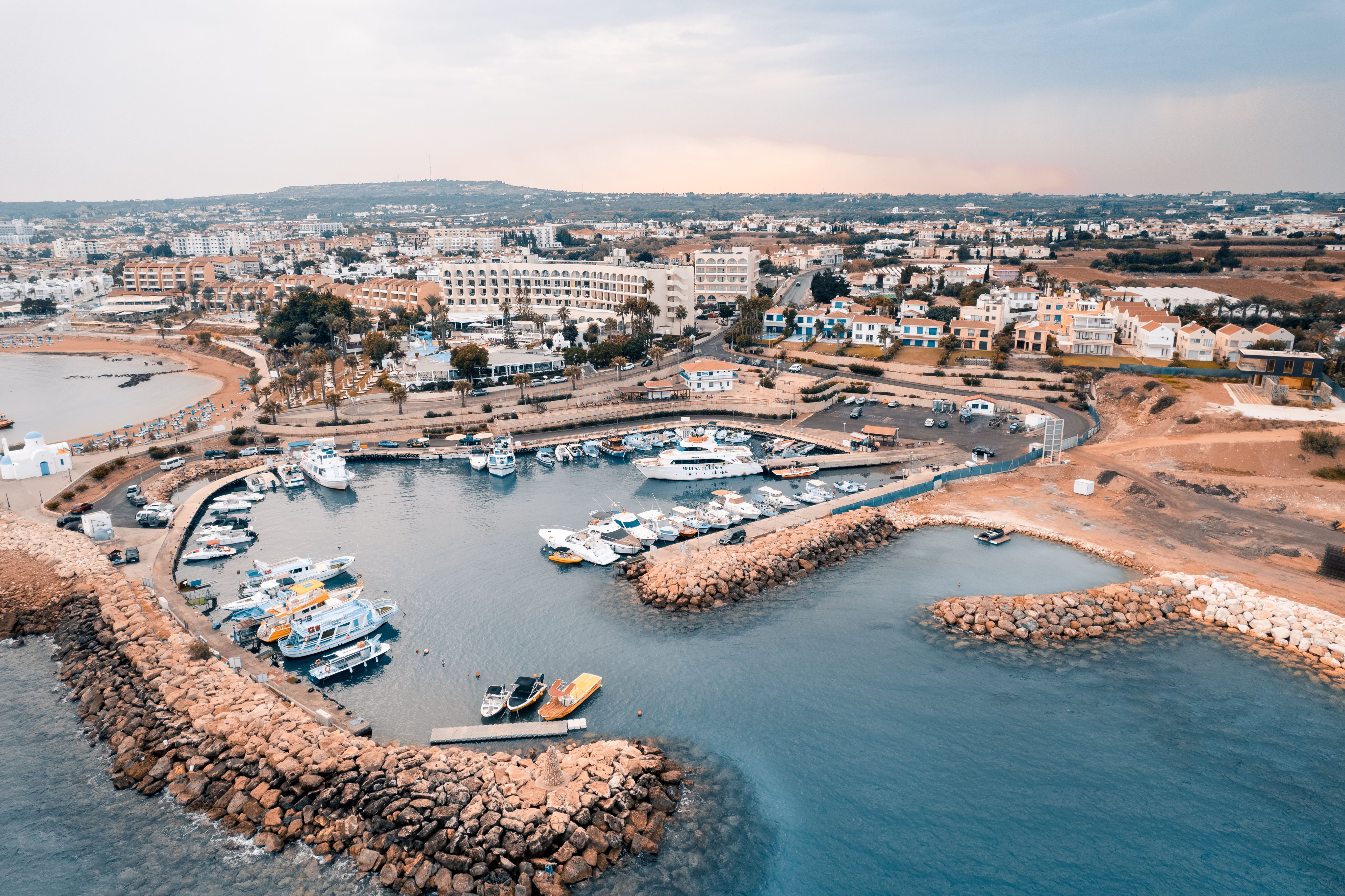 cover Cyprus Business Now: energy, surplus, housing, CSE, tourism, shipping, banking