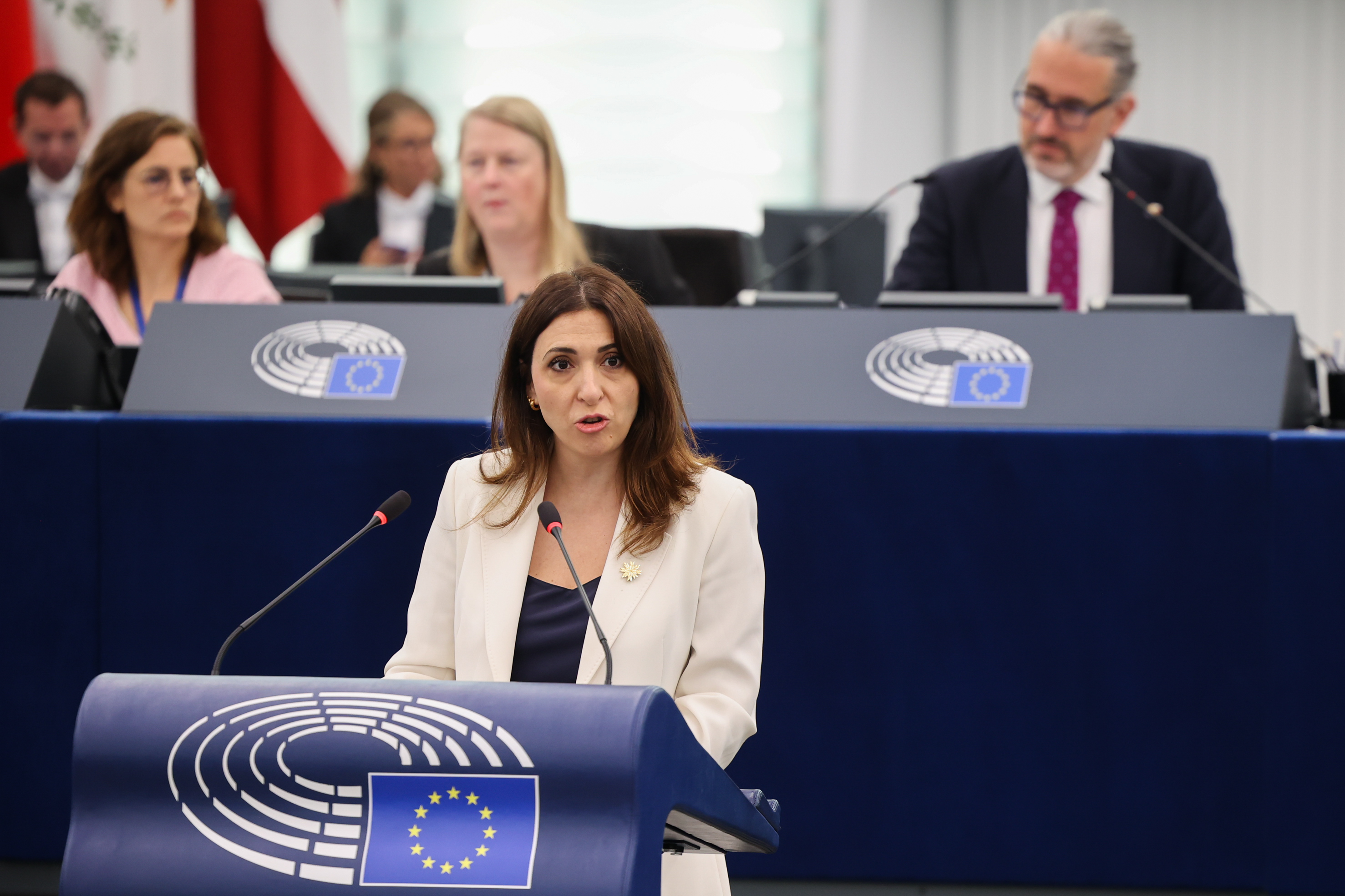 cover Raouna expects ‘strong message’ on Ukraine from European Council summit