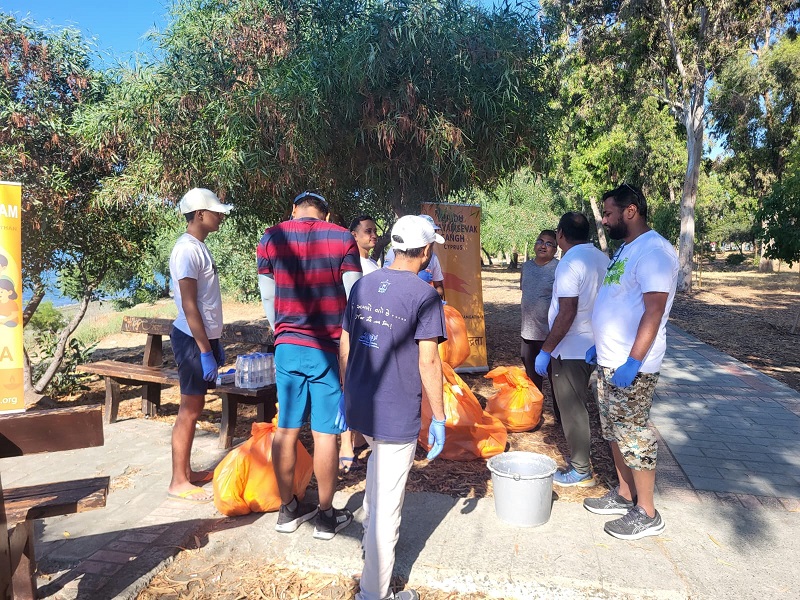HSS Cyprus holds Dasoudi beach clean-up, to promote eco awareness, youth fitness, service