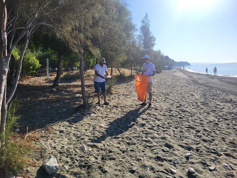 HSS Cyprus holds Dasoudi beach clean-up, to promote eco awareness, youth fitness, service