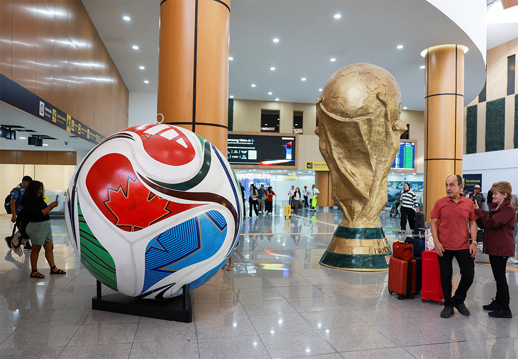 image Mexico have history and pressure hosting South Africa in World Cup opener