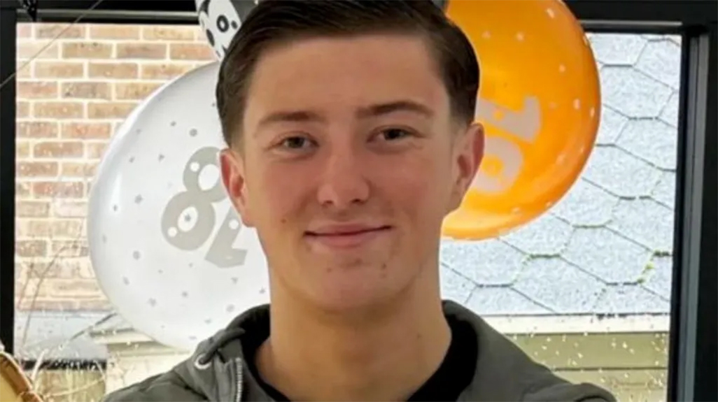 image UK police under pressure after dying student was handcuffed