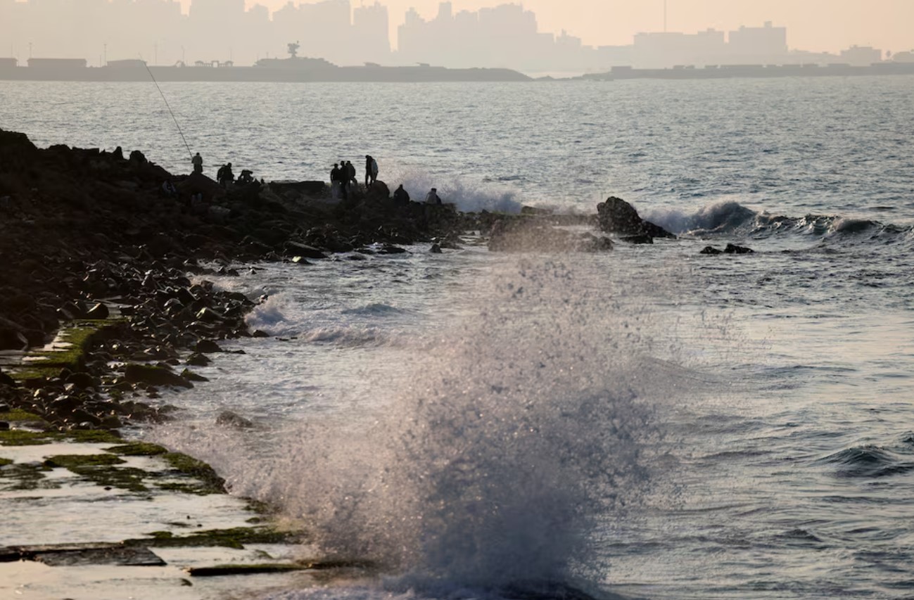 image Antibiotic resistance genes found across world oceans, Italian study shows