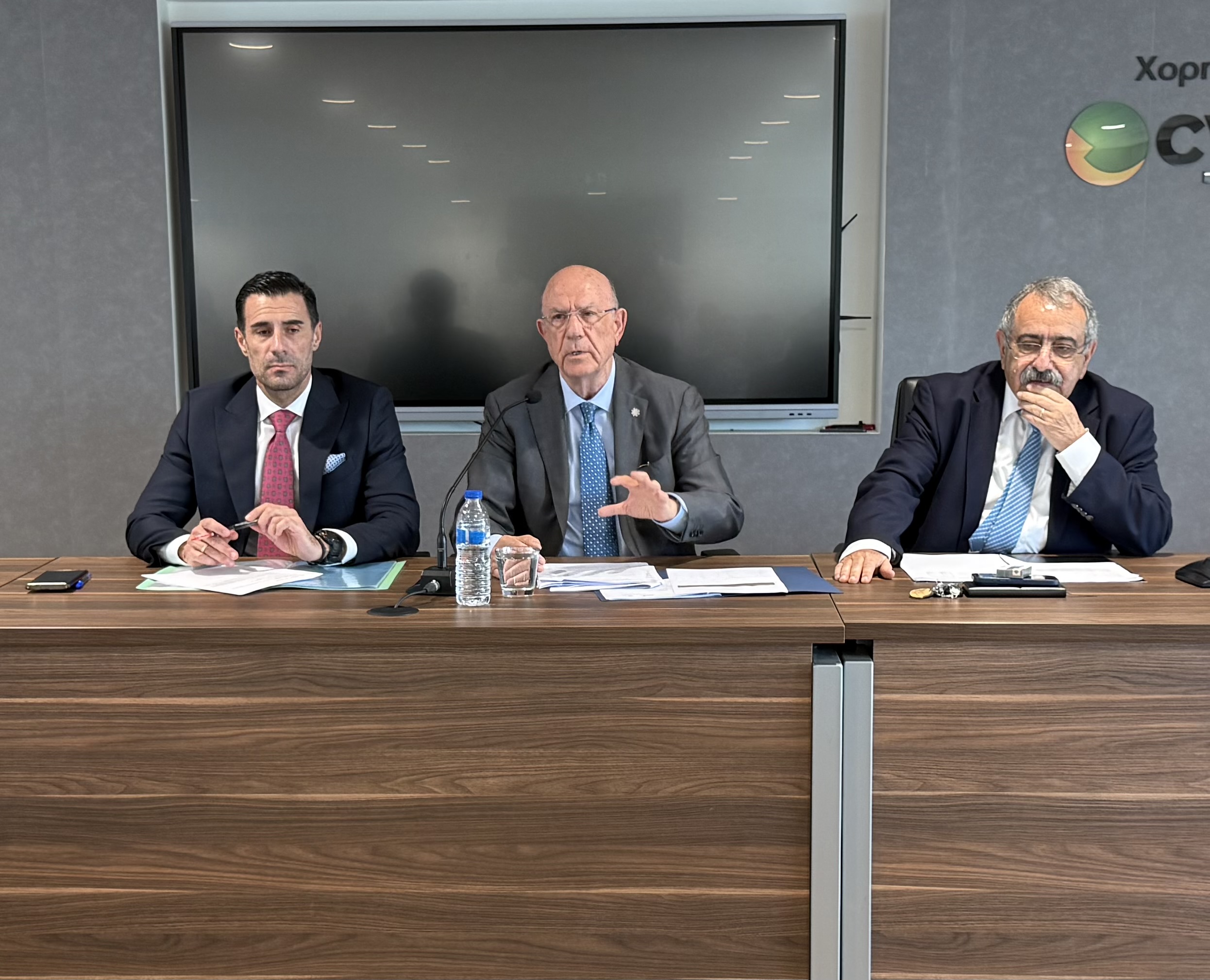 image Keve board meets finance minister to discuss economic challenges