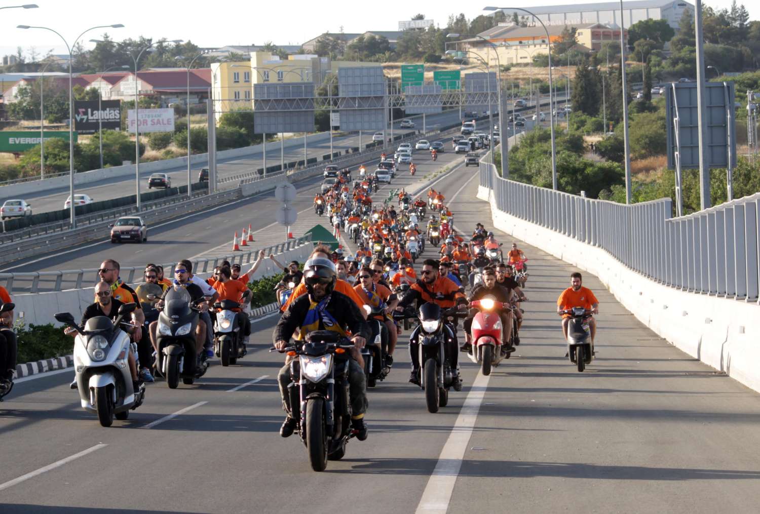 cover Apoel motorcade causes major traffic disruption in Nicosia