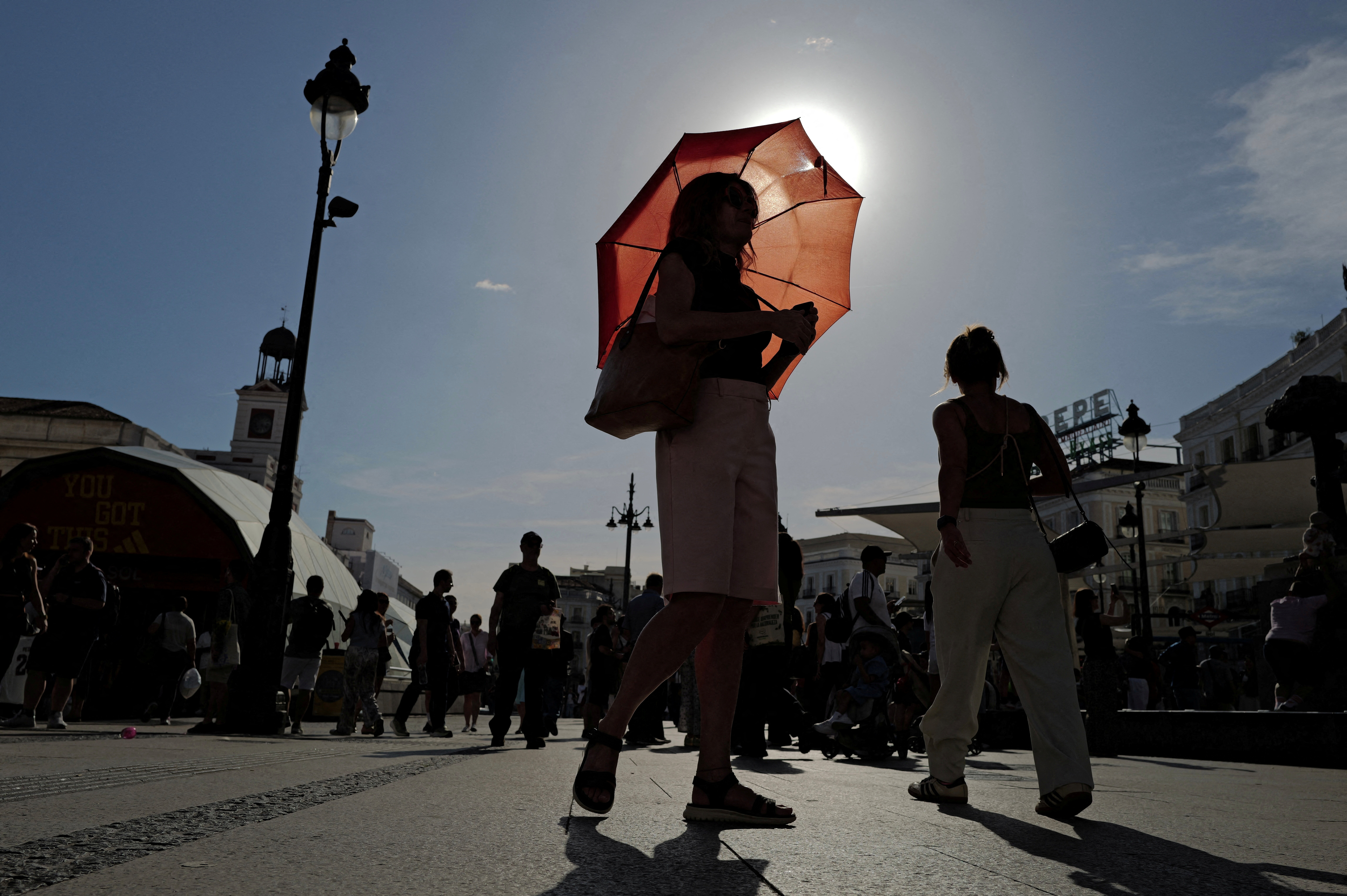 cover It’s not the weather: it’s a wandering ‘heat dome’