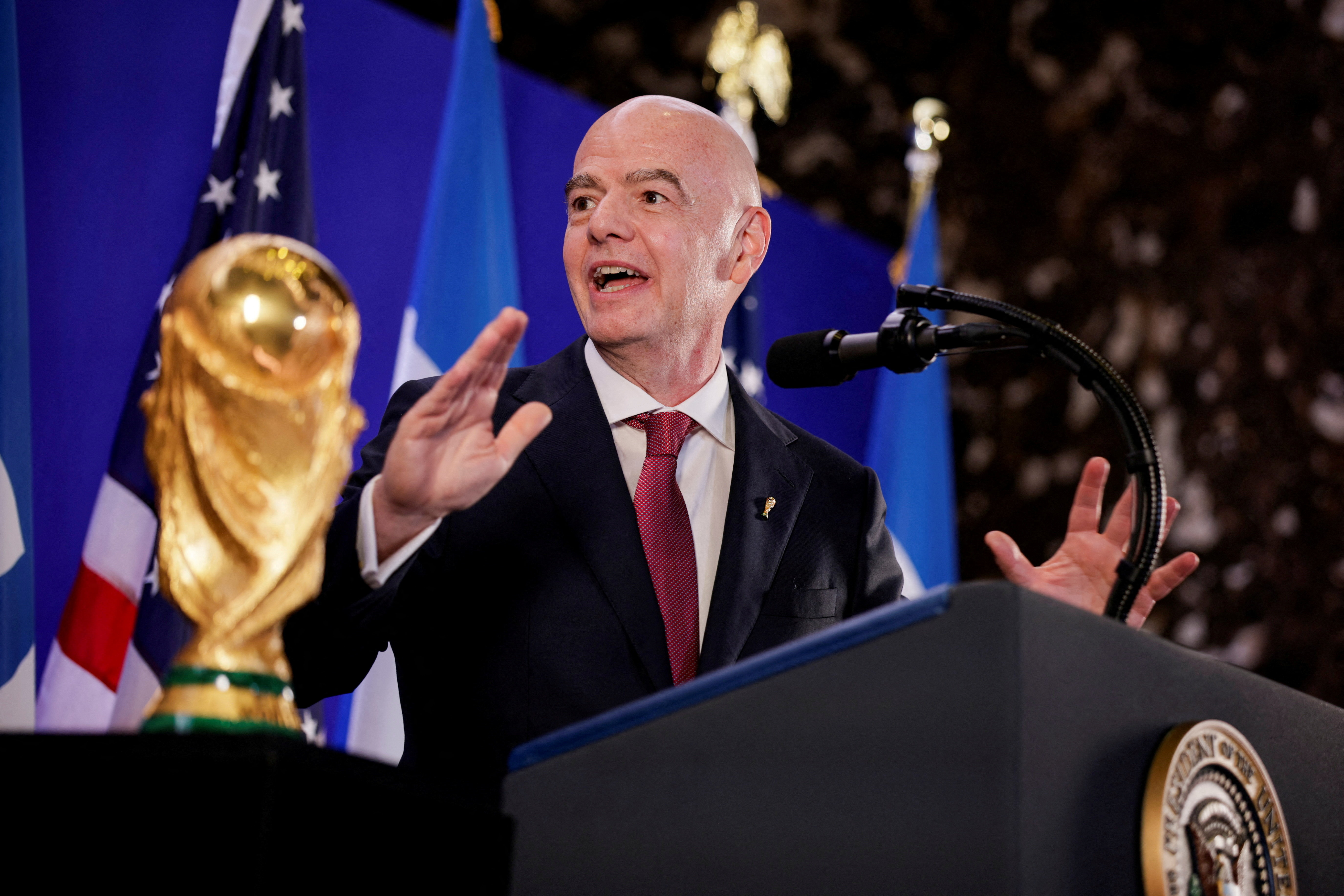 cover Nobody is selling football and investment plan continues &#8211; Fifa