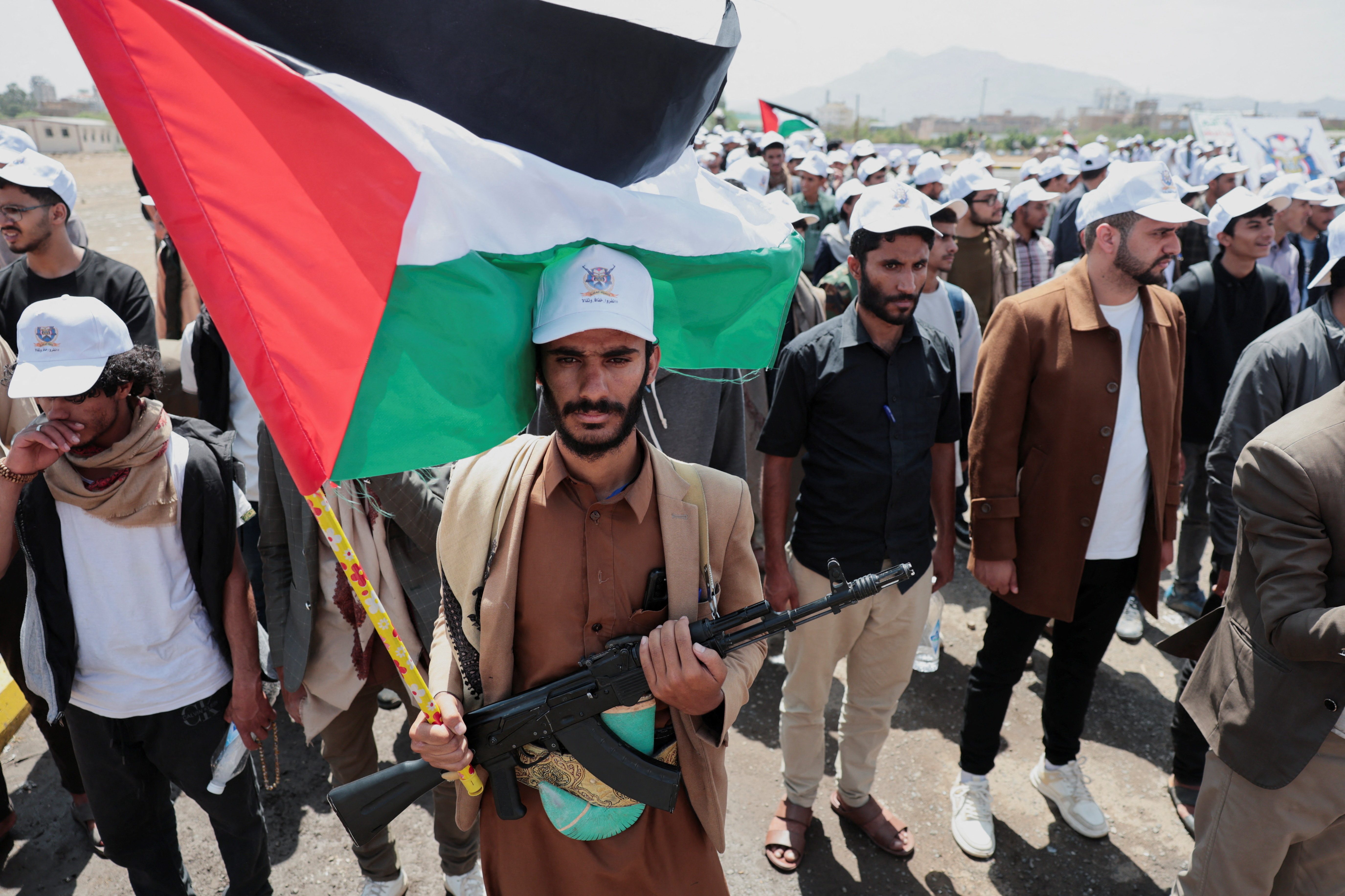 image Houthis attack Saudi oil tankers, threatening global supply crisis