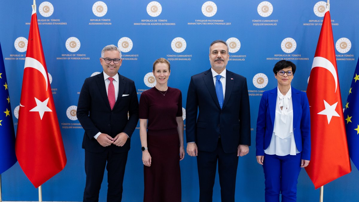 Turkey&rsquo;s Fidan, EU commissioners, offer joint support for UN Cyprus initiative