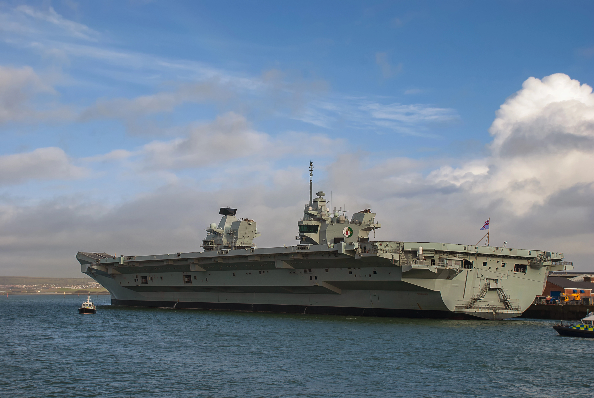 cover UK says aircraft carrier approached by Russian plane in Norwegian Sea