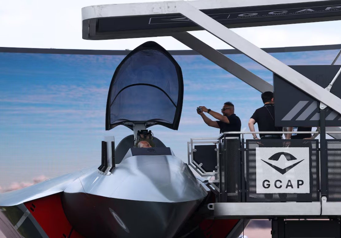 cover High-tech firms and tech giants compete with aerospace for top graduates