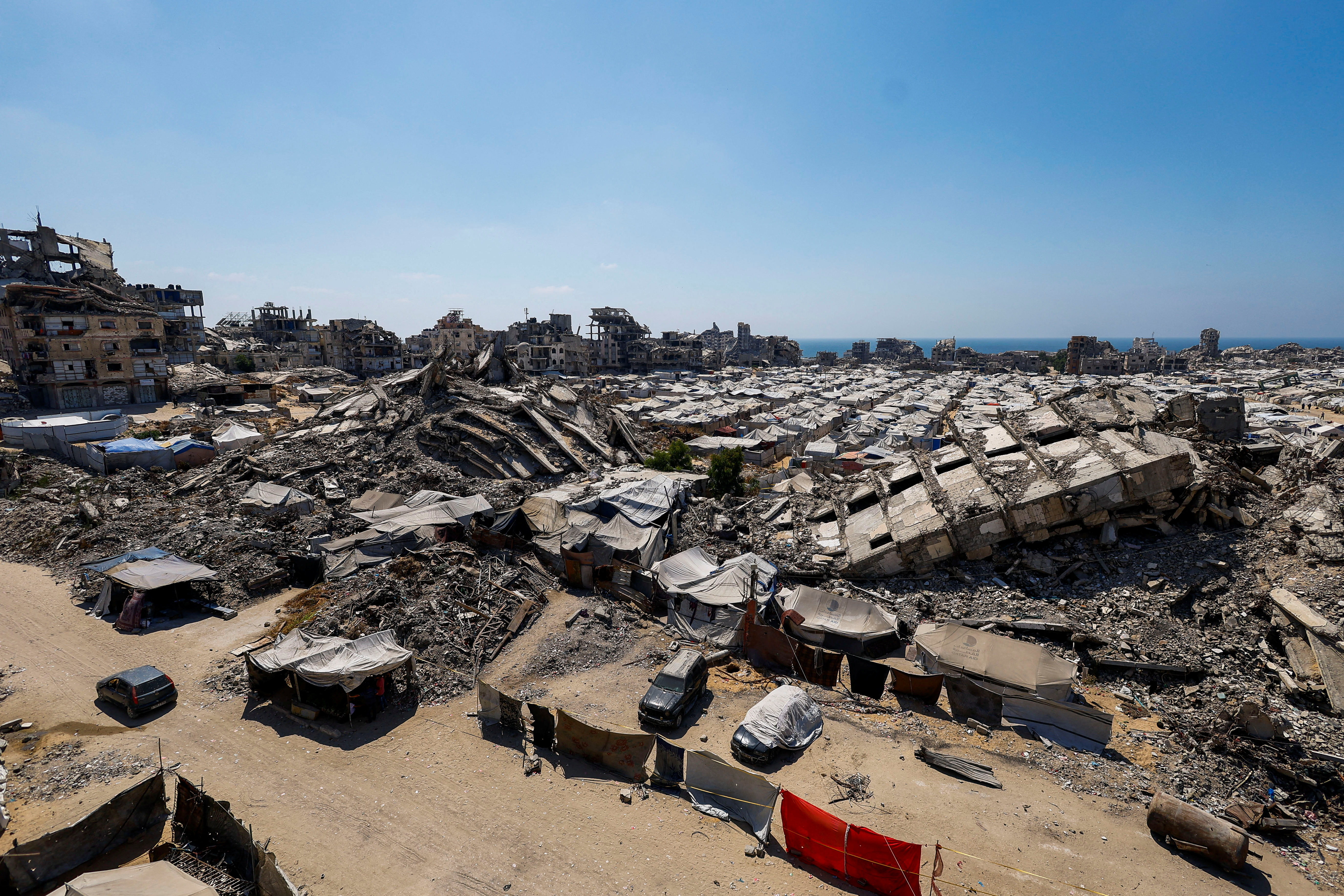 image Hamas dissolves Gaza government, presses for progress on stalled peace plan