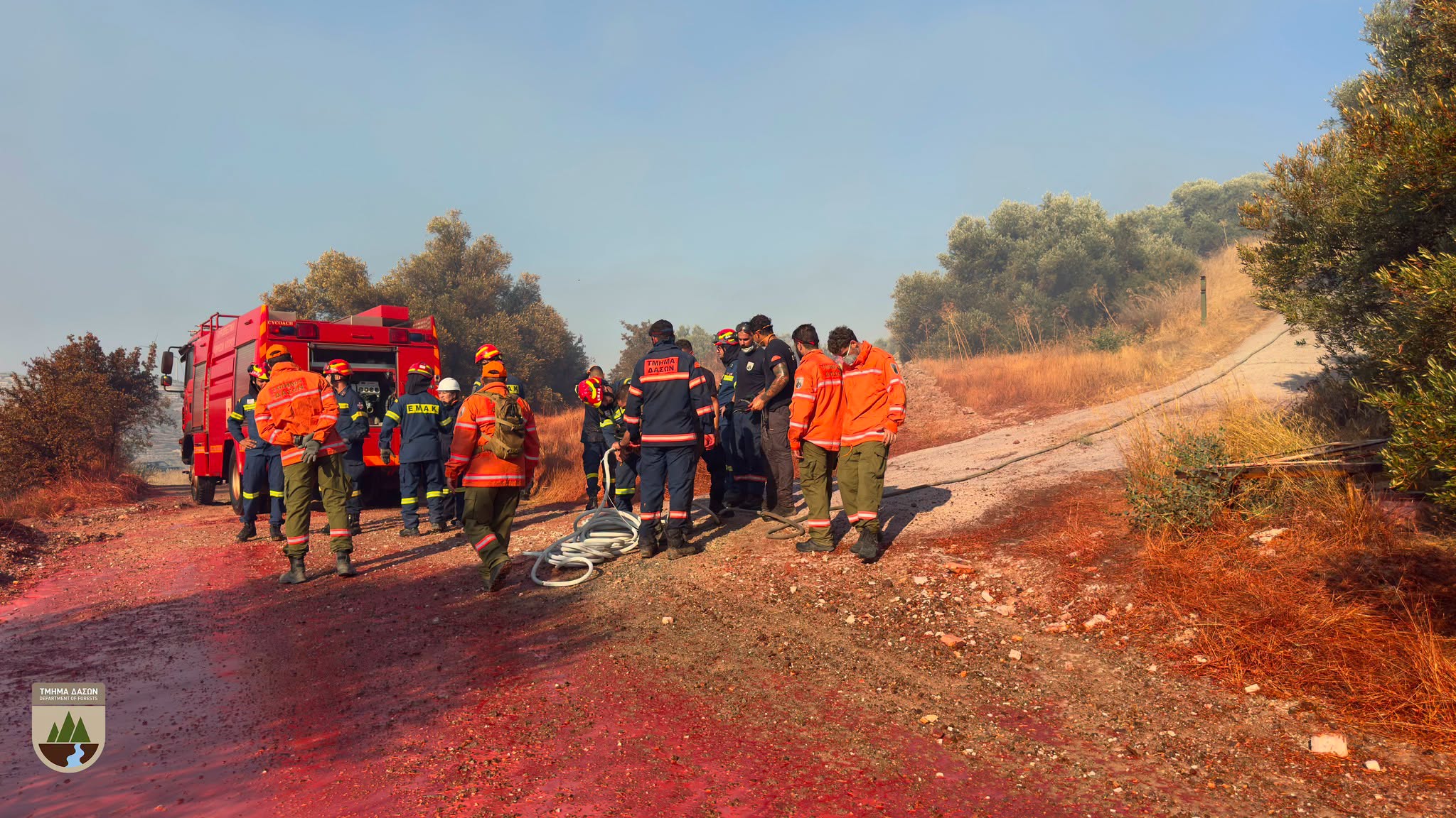 cover Firefighters to remain near Kalo Chorio overnight to manage flareups