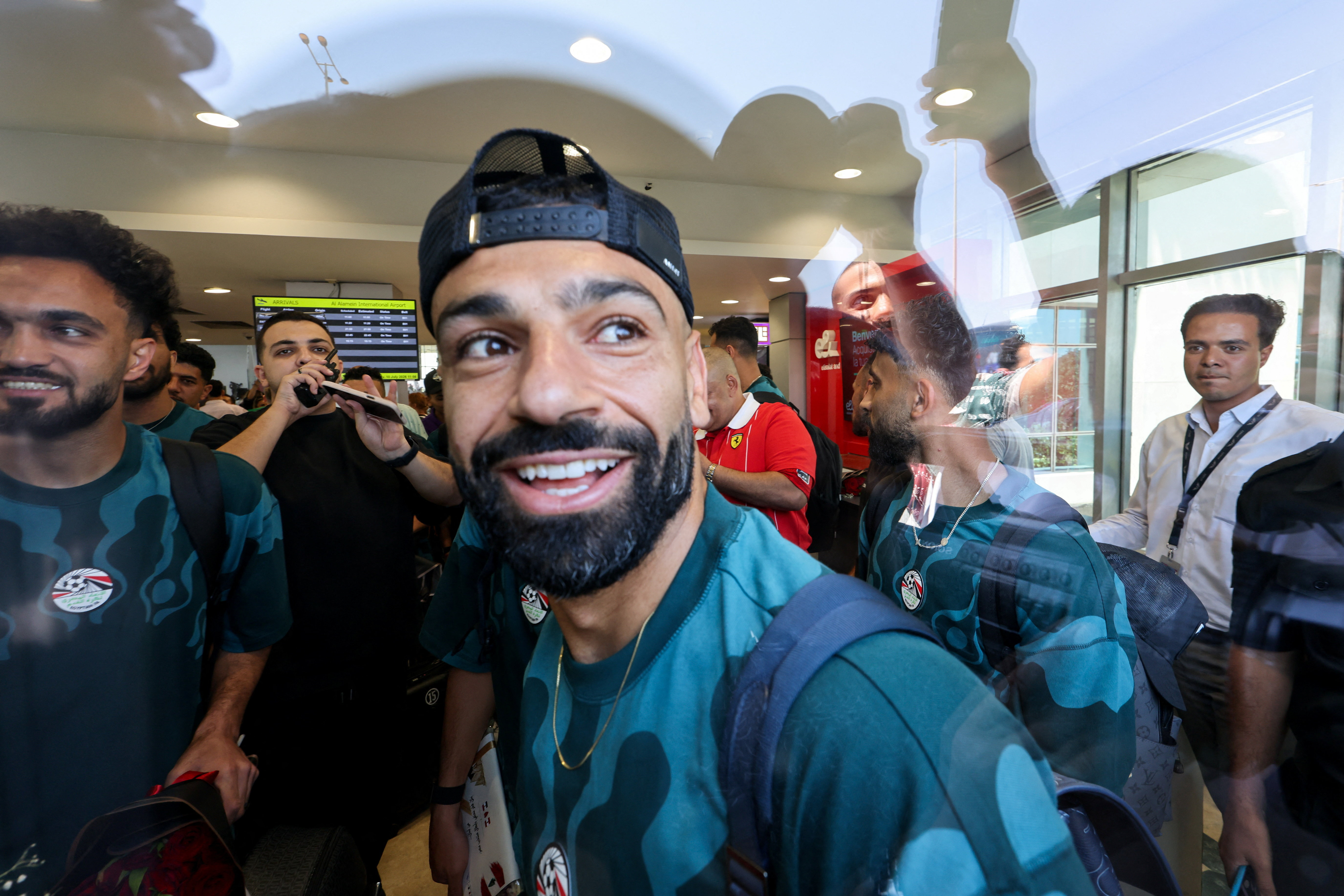 image Turkey&#8217;s Trabzonspor say transfer talks with Salah underway
