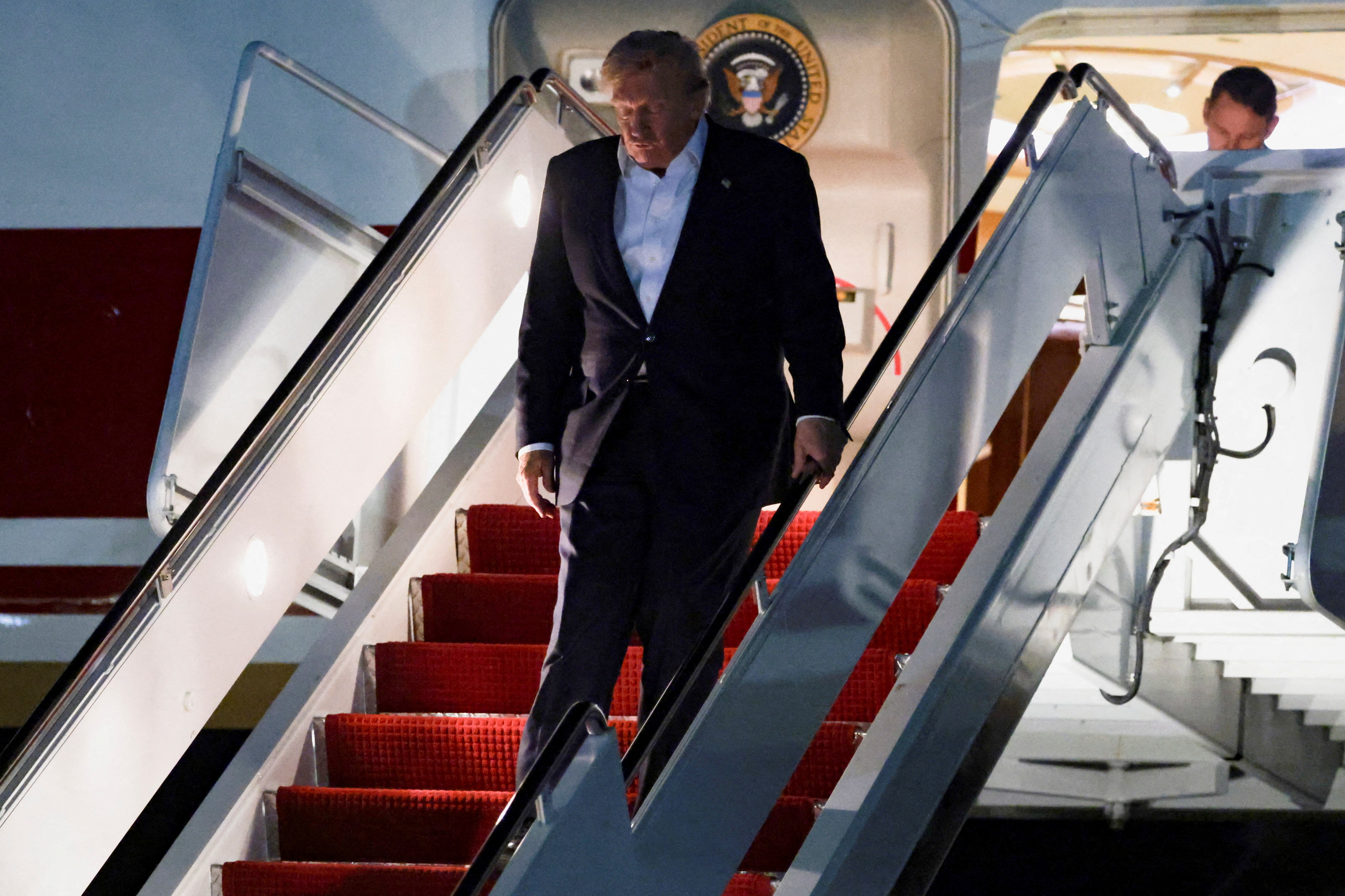 cover Credible missile threat led to secret aircraft switch for Trump