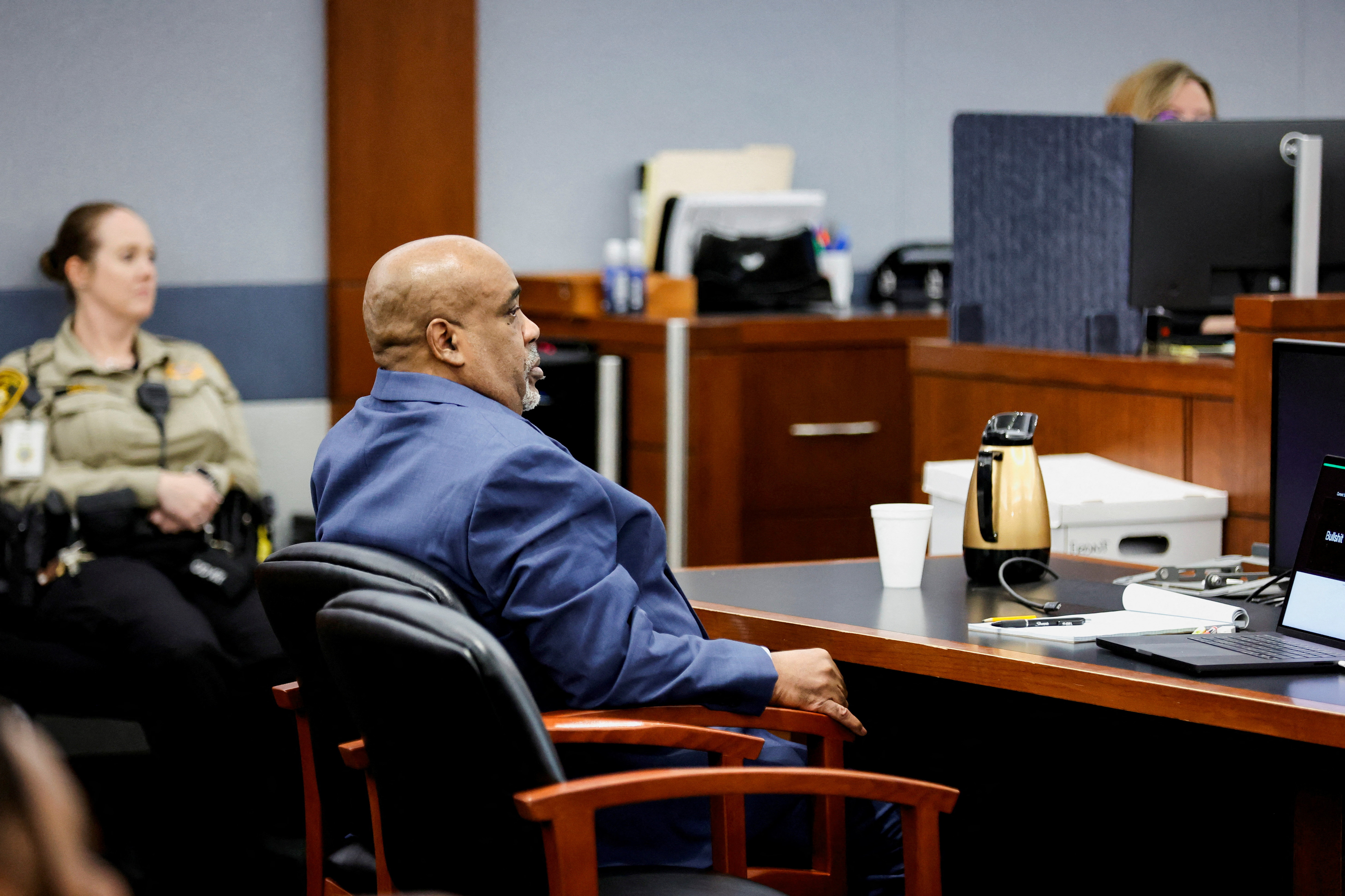 cover Los Angeles gang leader masterminded Tupac&#8217;s drive-by killing, prosecutor tells jury