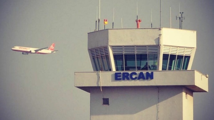Christodoulides ‘stands by’ air traffic controllers, Turkish Cypriots say issue must not be politicised