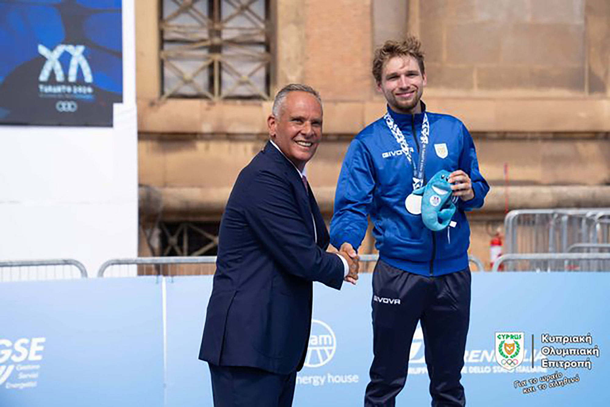 cover Zabelinskiy wins Cyprus&#8217; first Taranto medal