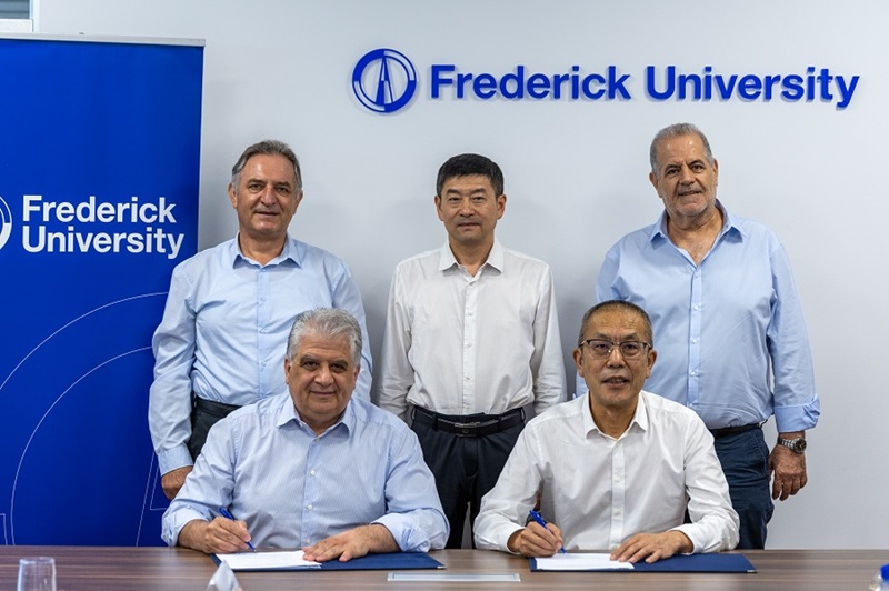 cover Hangzhou Dianzi University senior delegation visits Frederick University to boost strategic tie