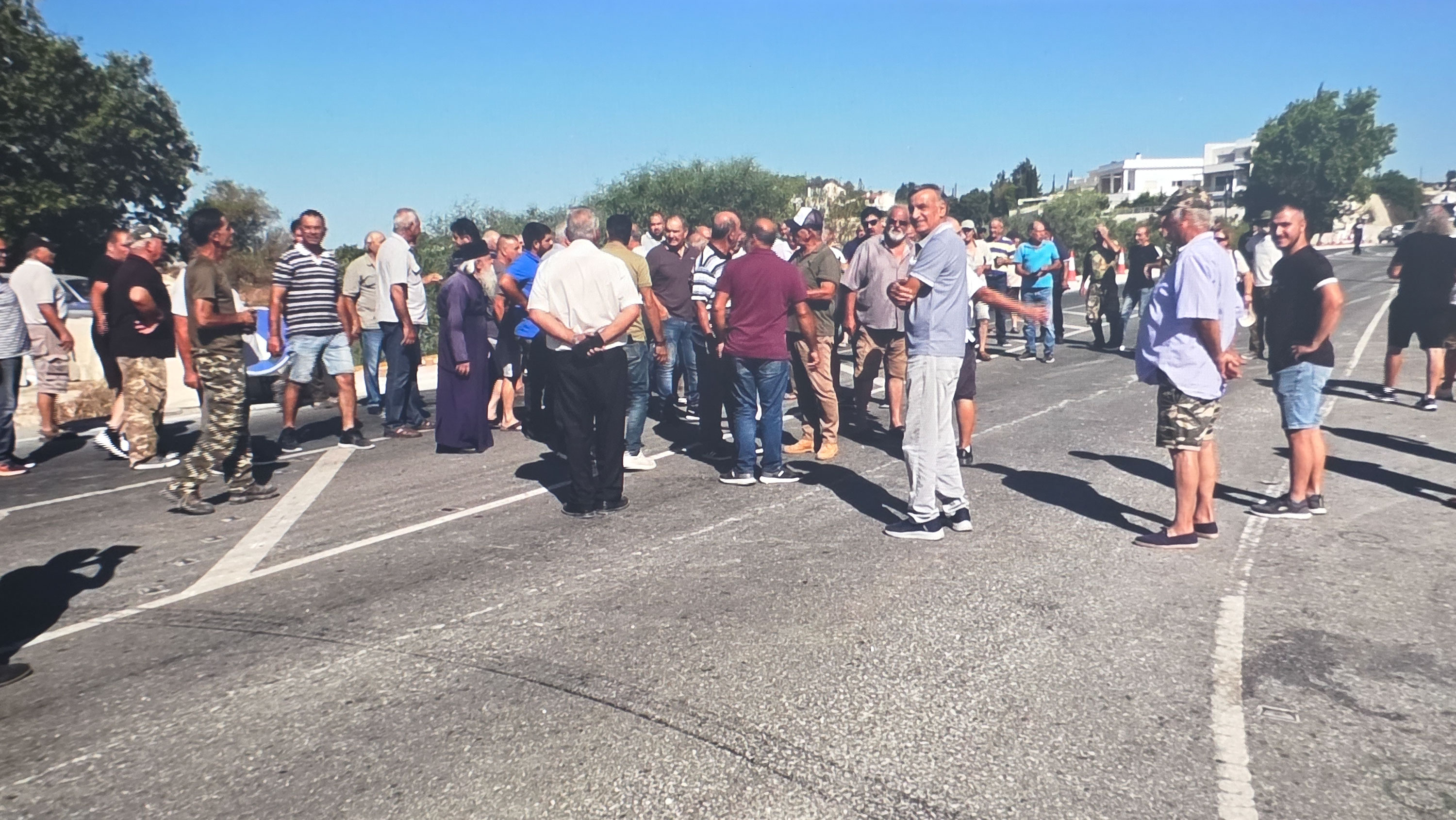 Winegrowers protest compensation limits